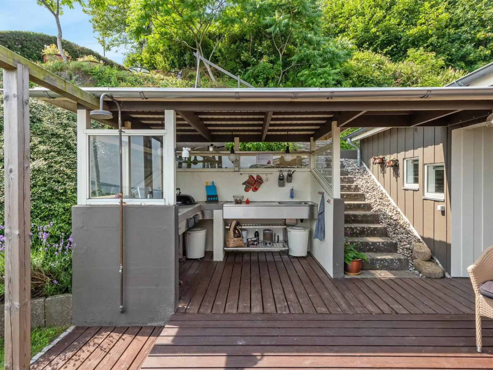 "Haraldina" - 350m to the fjord-Outside