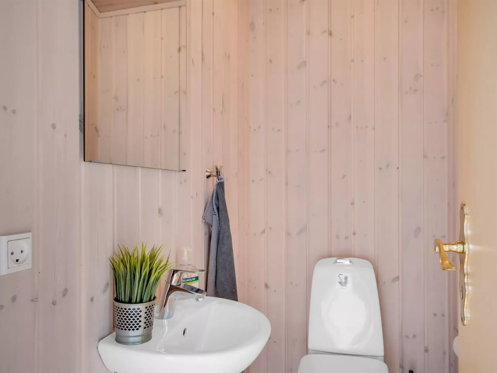 "Bothilda" - 660m from the sea-Inside