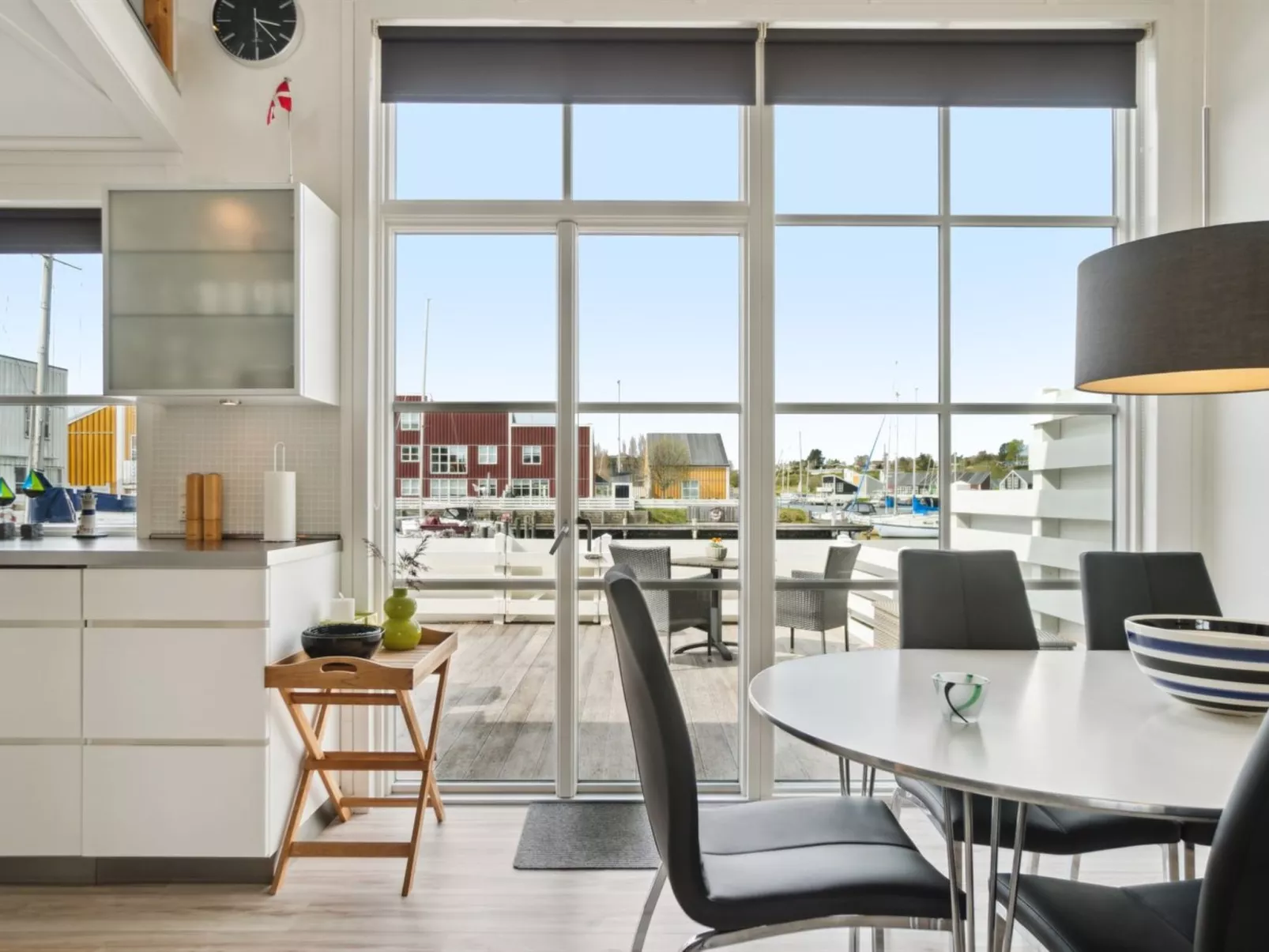 "Nalle" - 5m from the sea-Drinnen