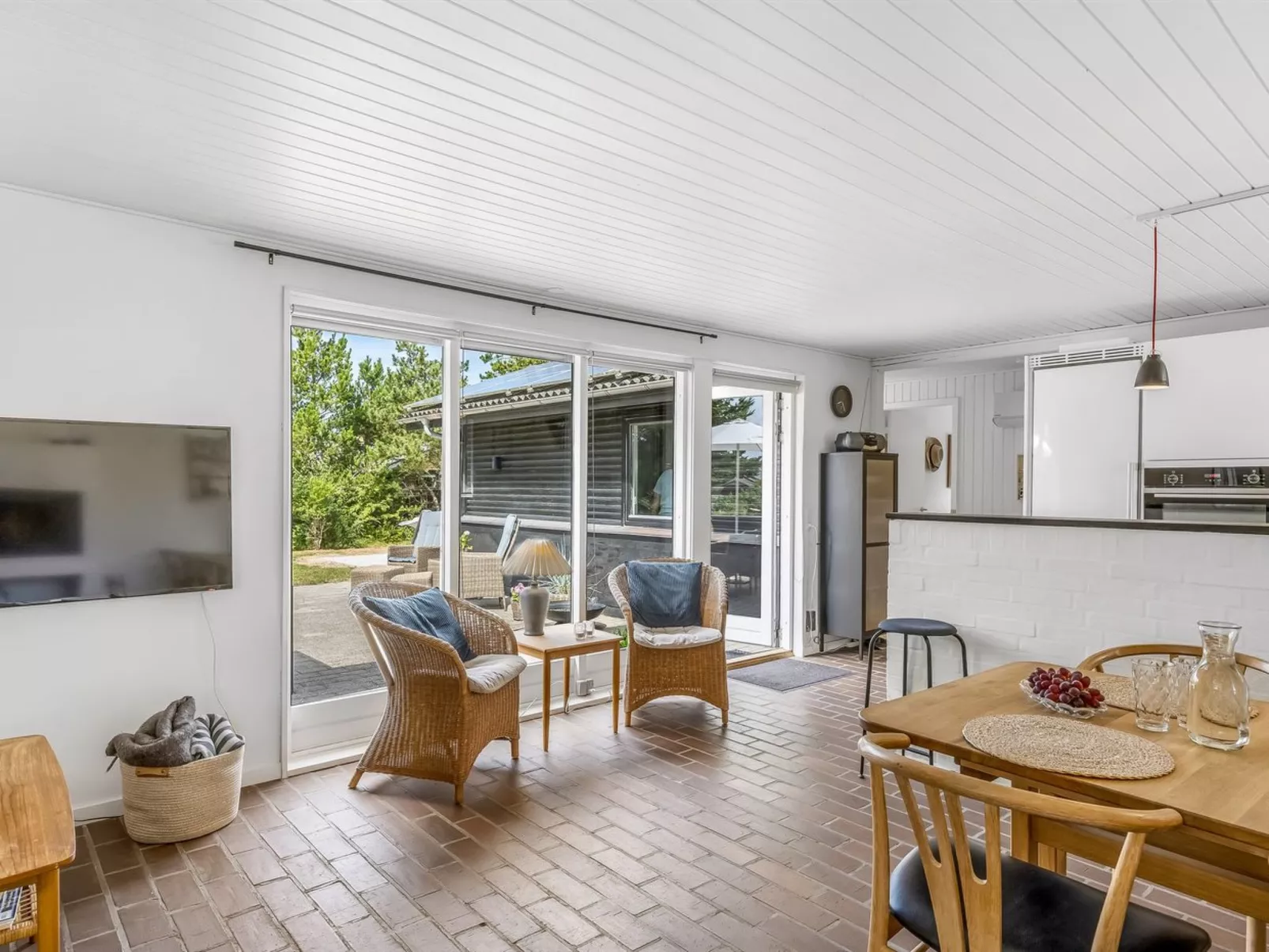 "Barba" - 2km from the sea-Drinnen