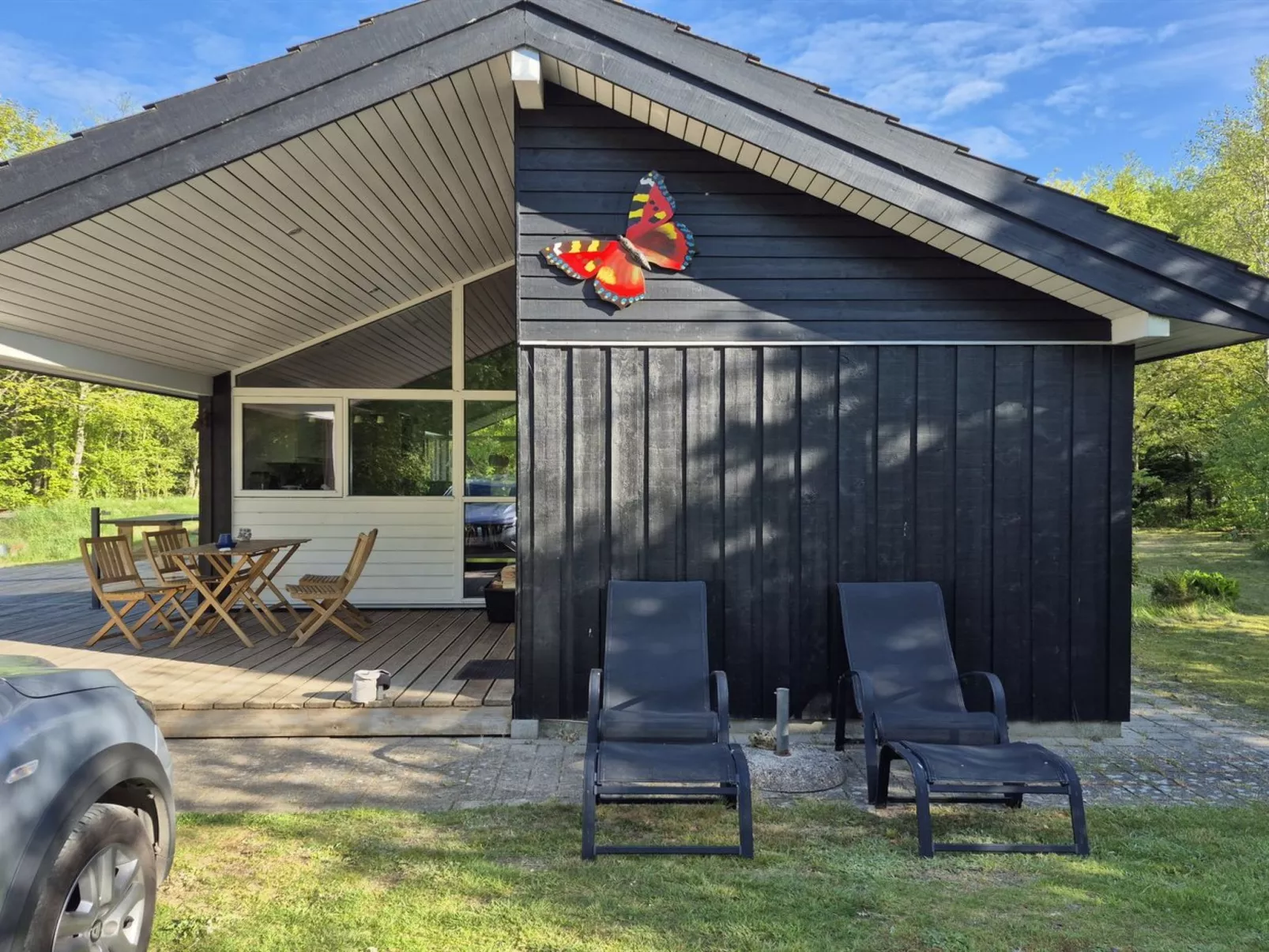 "Aswarth" - 50m to the fjord-Outside