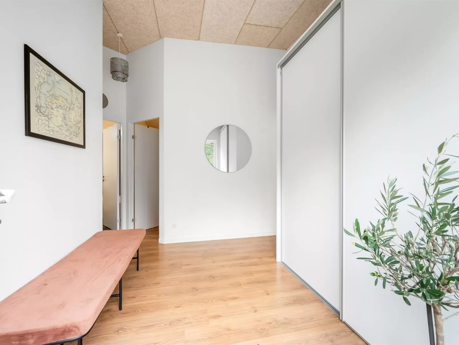 "Tenna" - 250m to the fjord-Inside