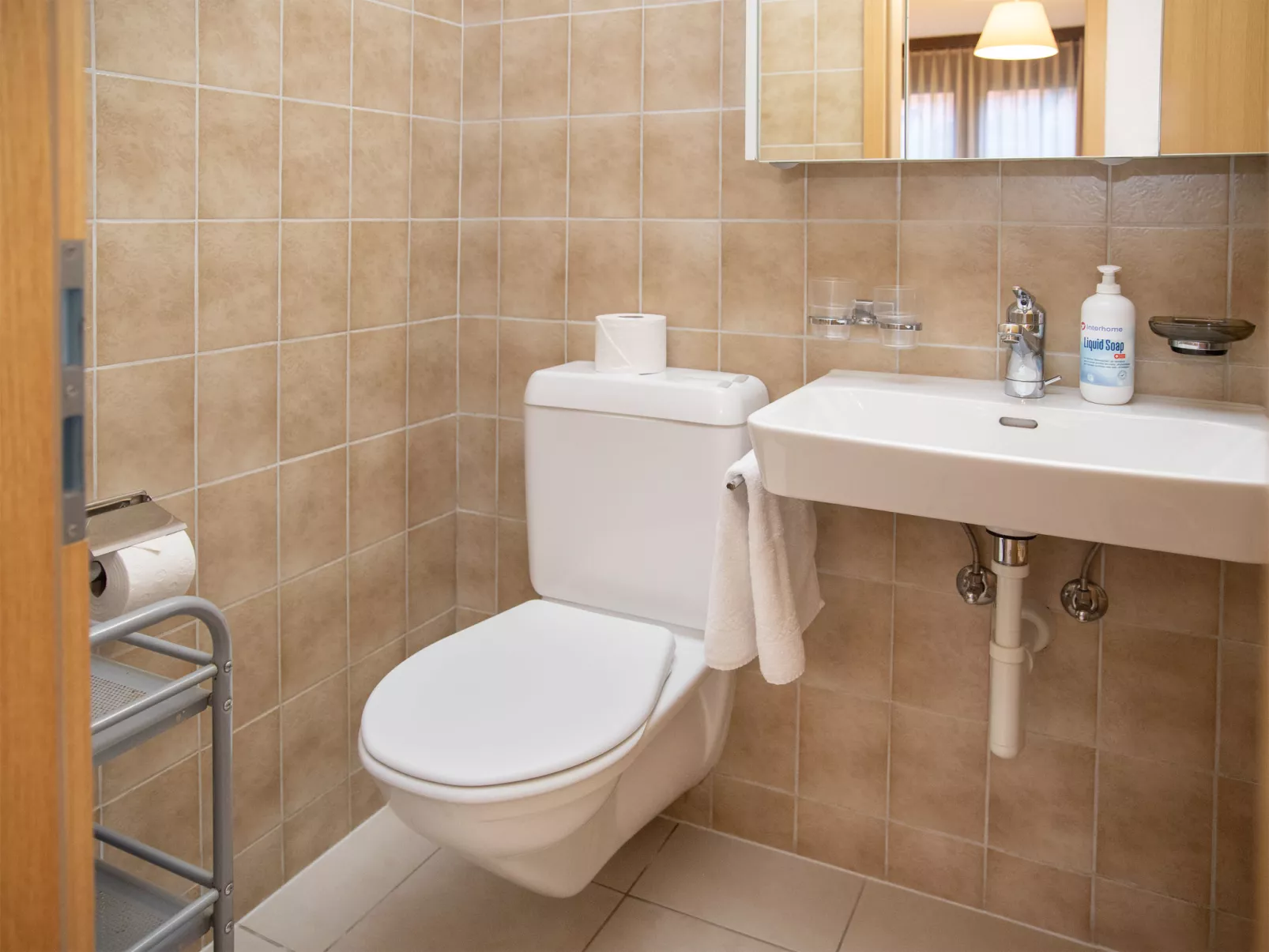 Primula Apt. B-Drinnen