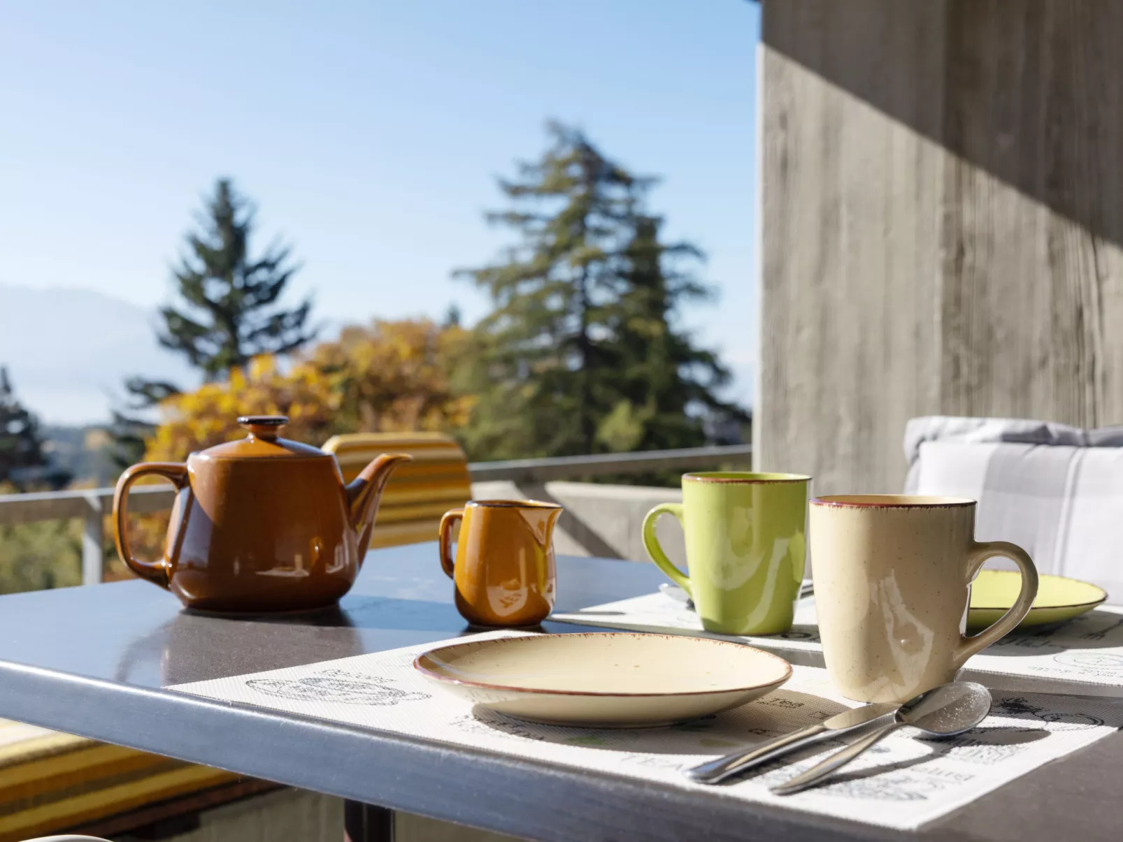 Jeanne D'Arc Apt. A-8-Outside