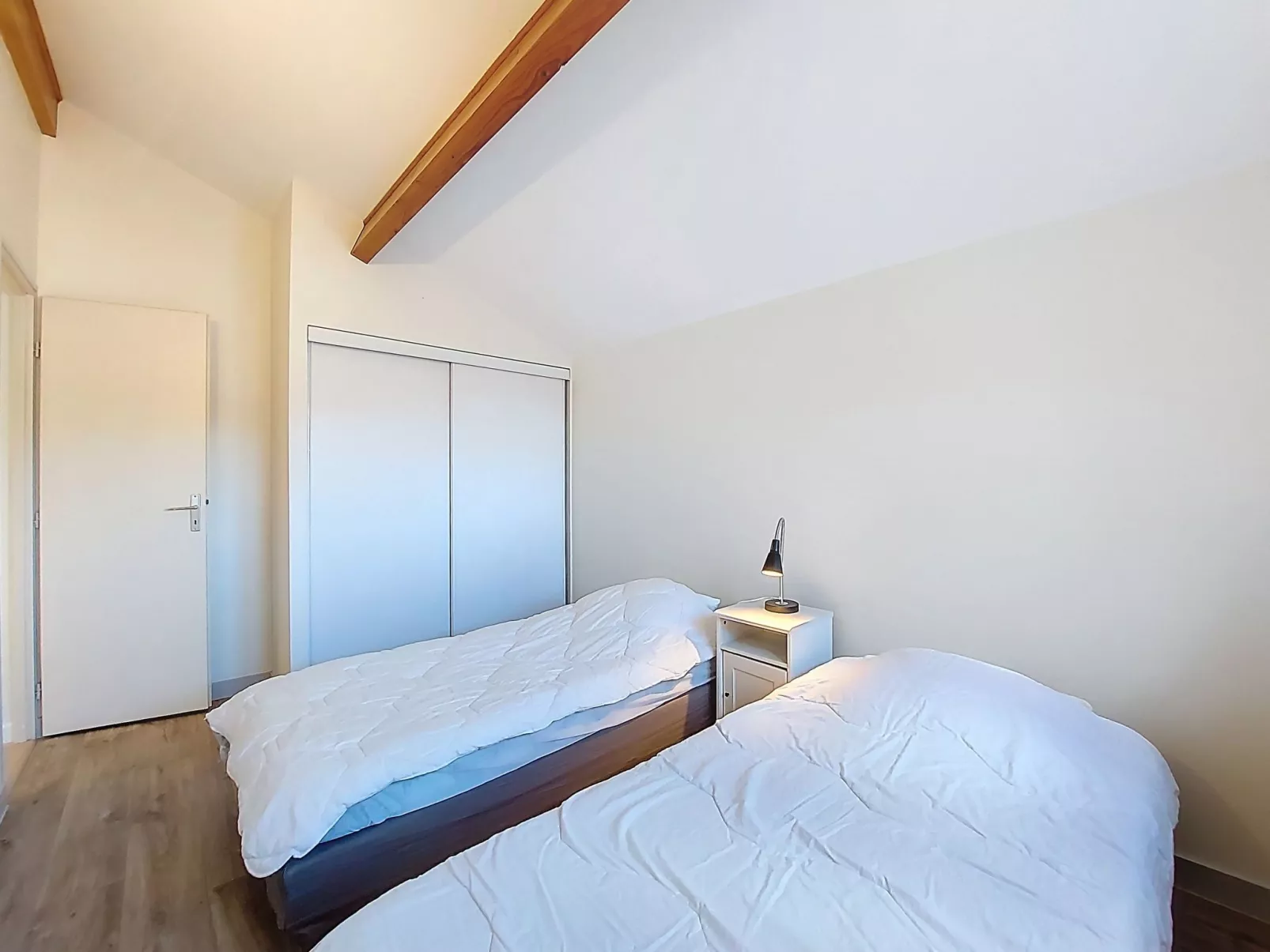 La Grande Côte-Inside