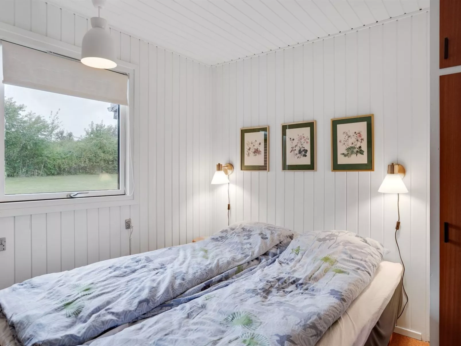 "Elmina" -  from the sea-Dedans