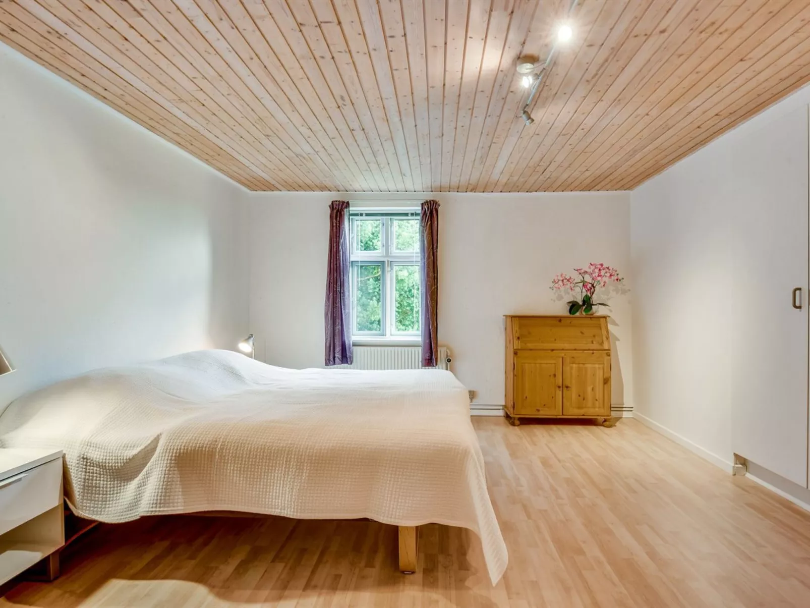 "Sophia" - 8km from the sea-Inside