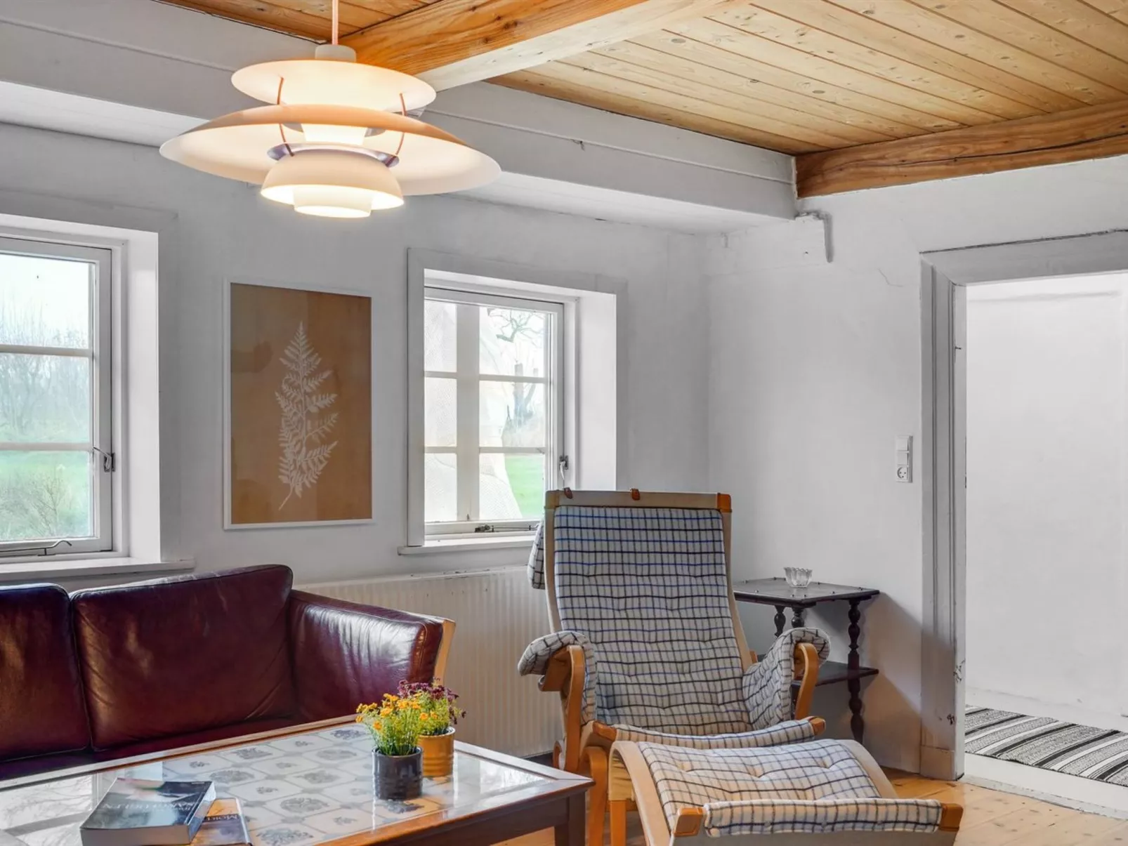 "Aughe" - 25km from the sea-Drinnen