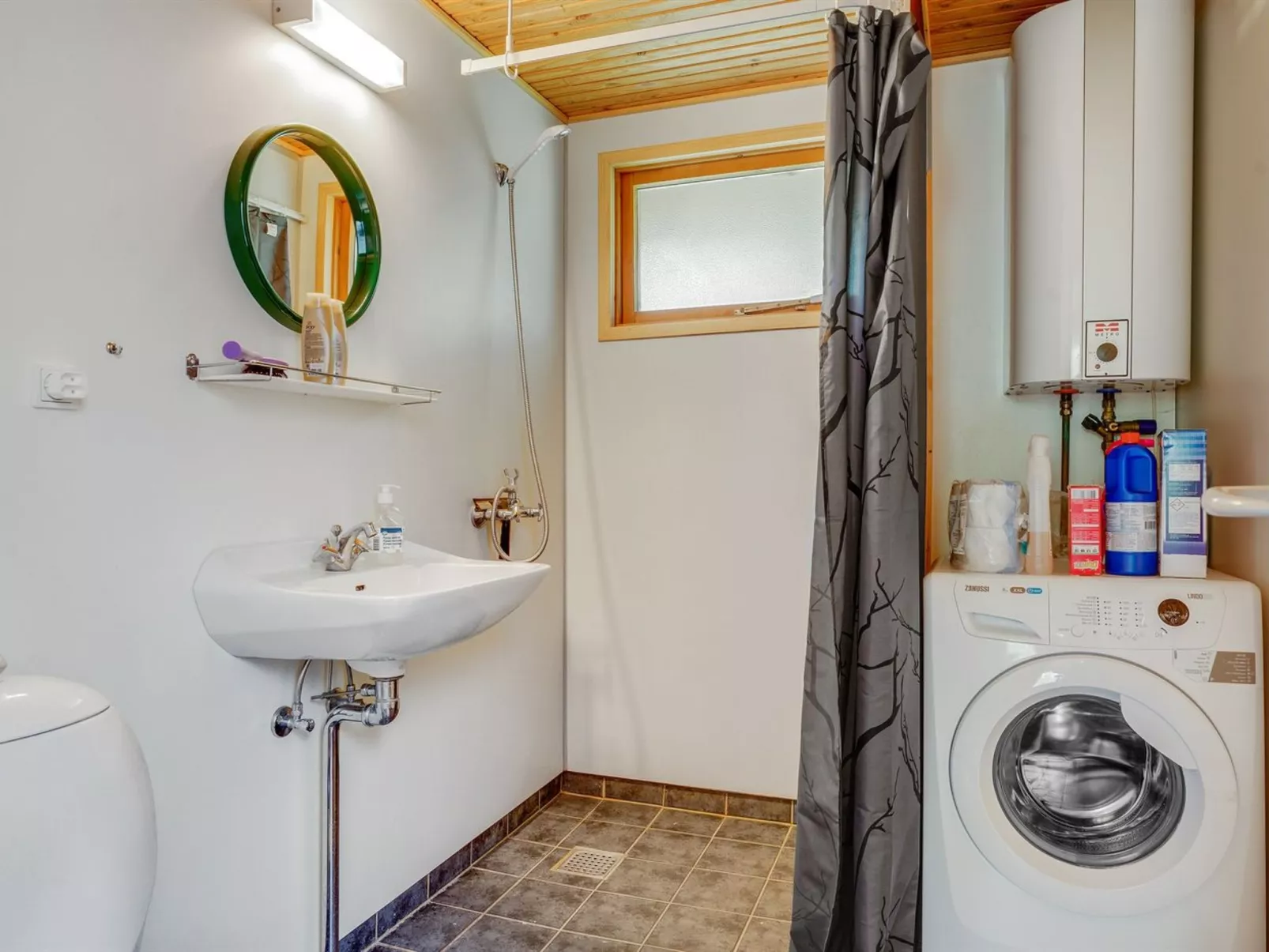 "Asmod" - 300m from the sea-Inside