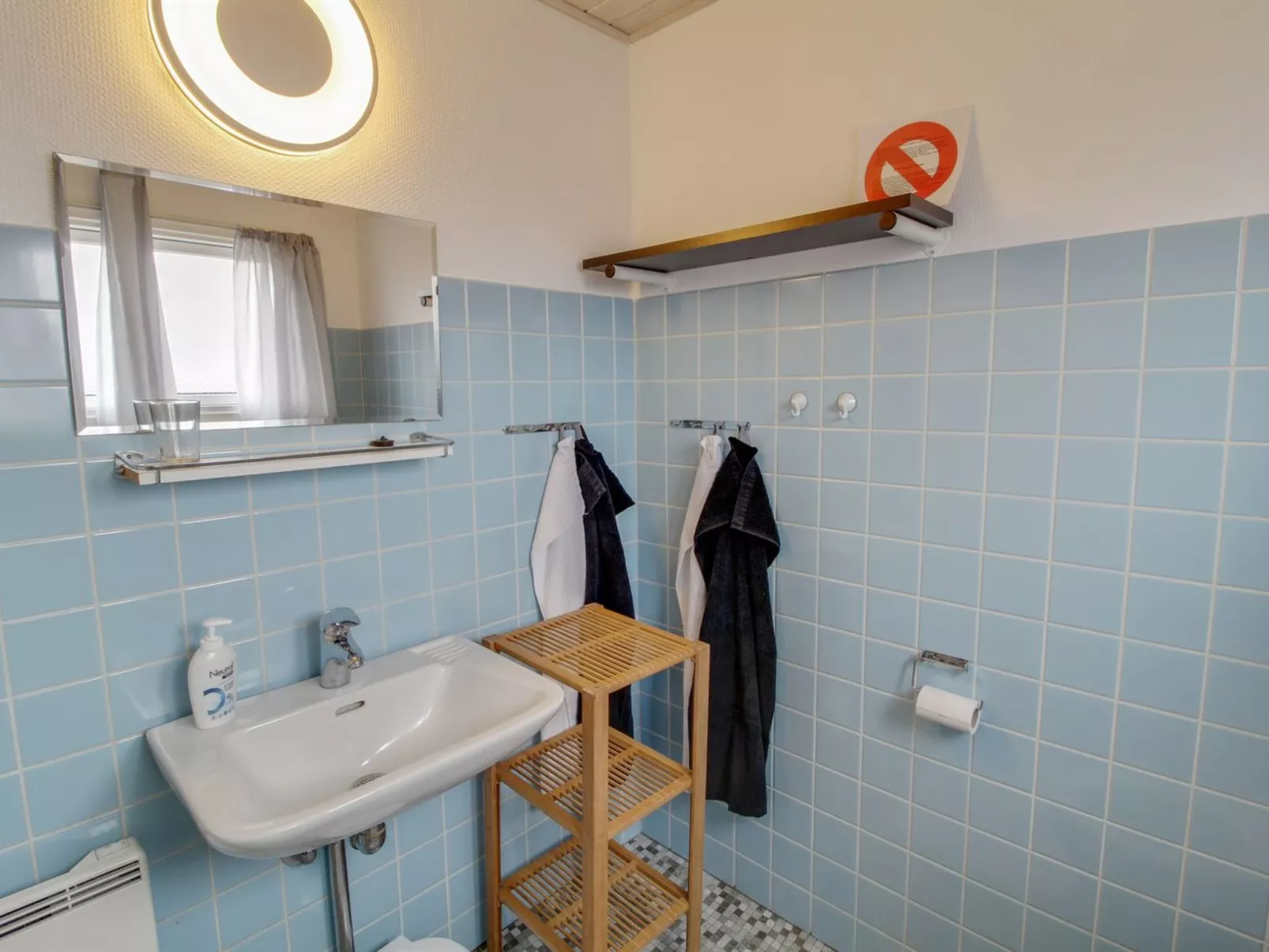 "Terhi" - 200m from the sea-Drinnen