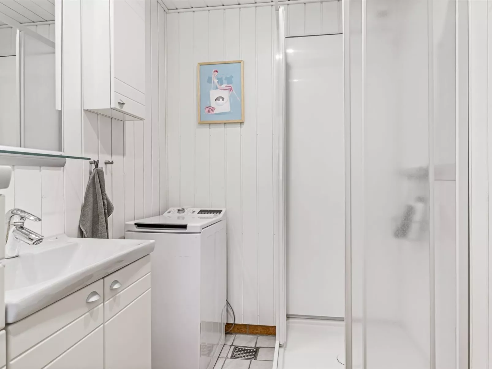 "Thorulf" - 3.5km from the sea-Inside