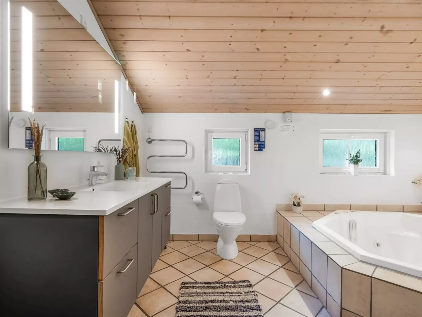 "Tule" - 1.2km from the sea-Dedans