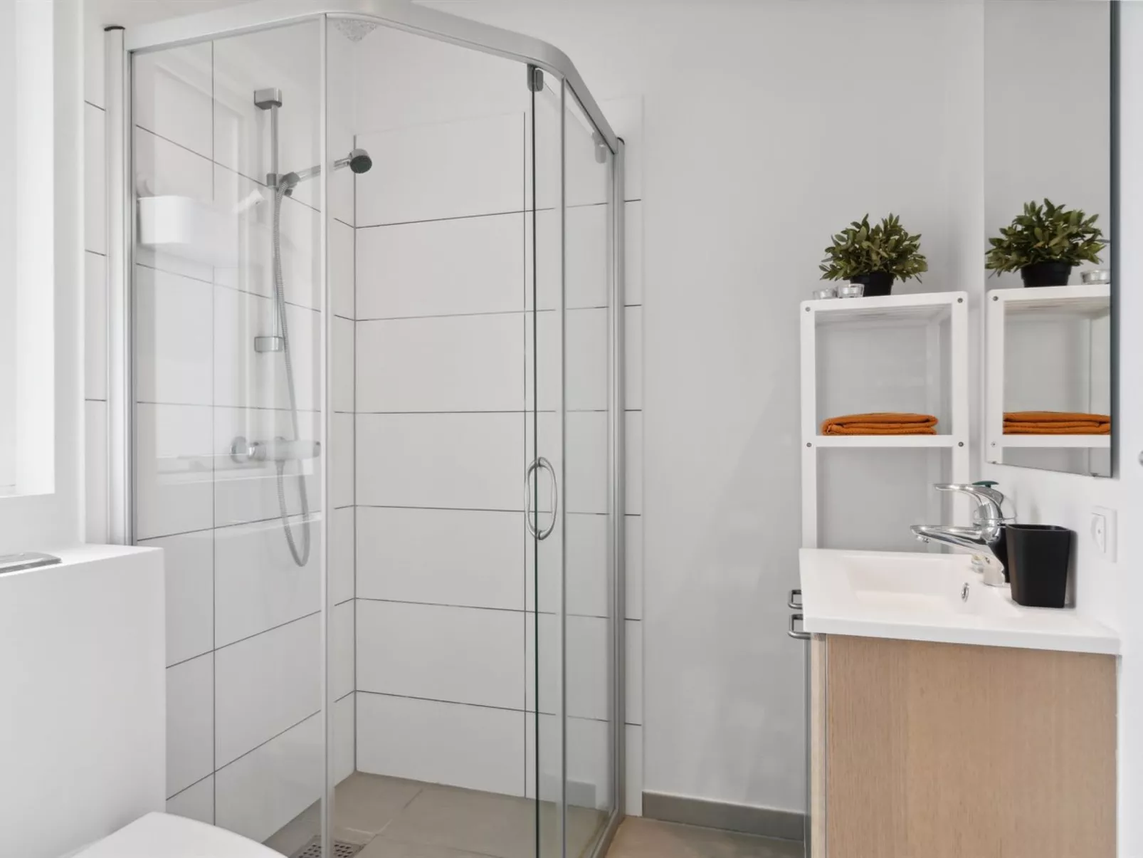 "Fader" - 950m from the sea-Inside