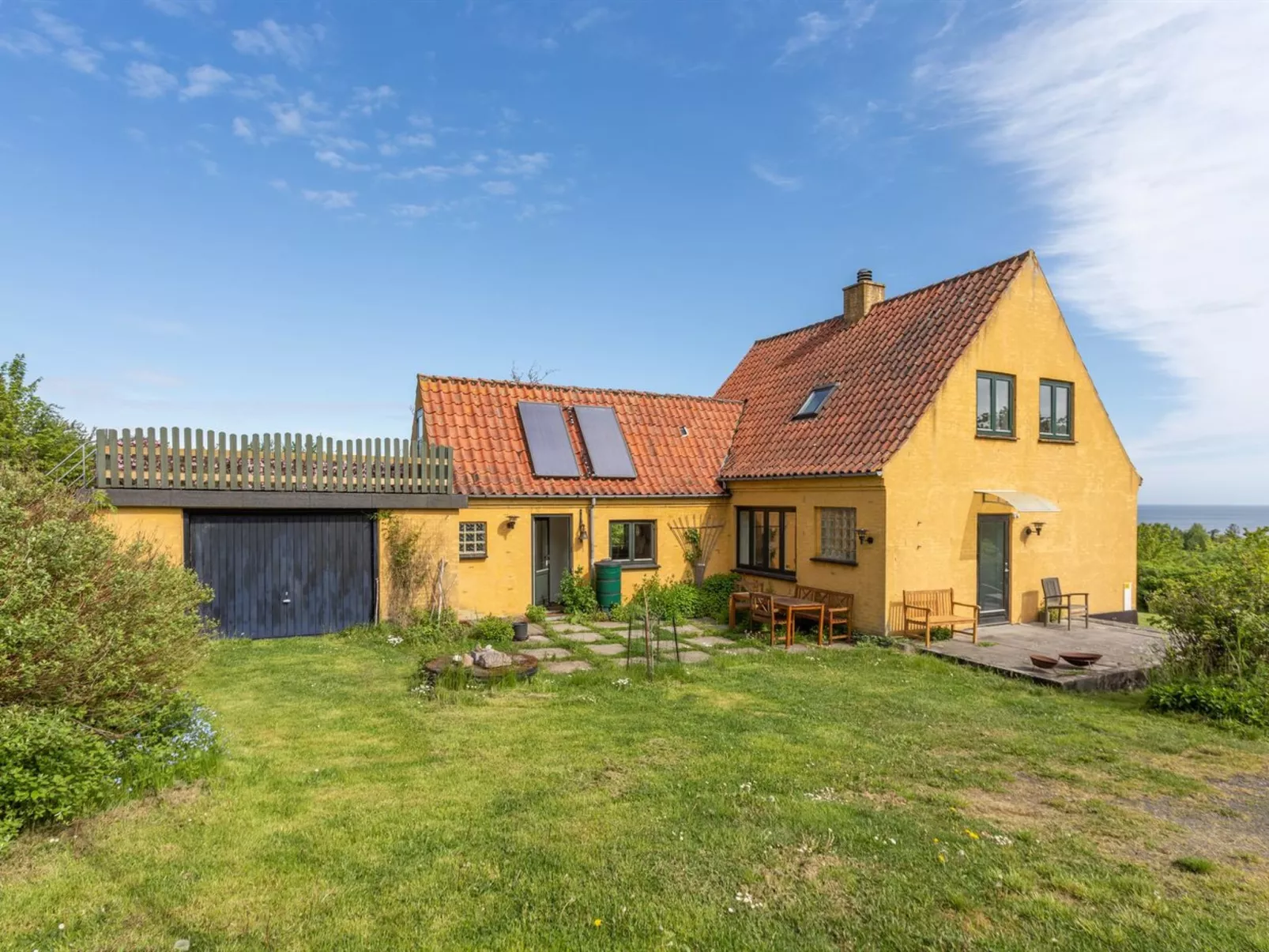 "Amlethus" - 375m from the sea-Outside