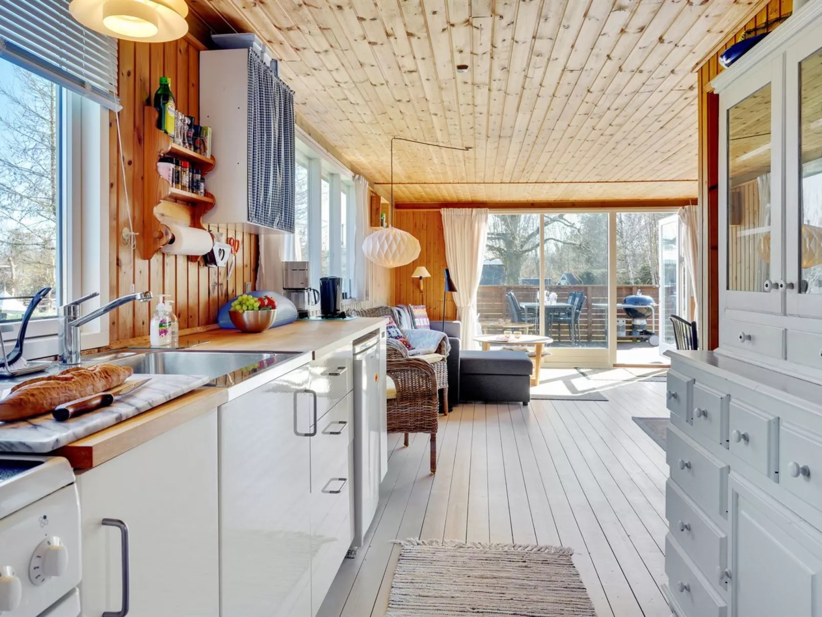 "Julla" - 1.5km from the sea-Dedans