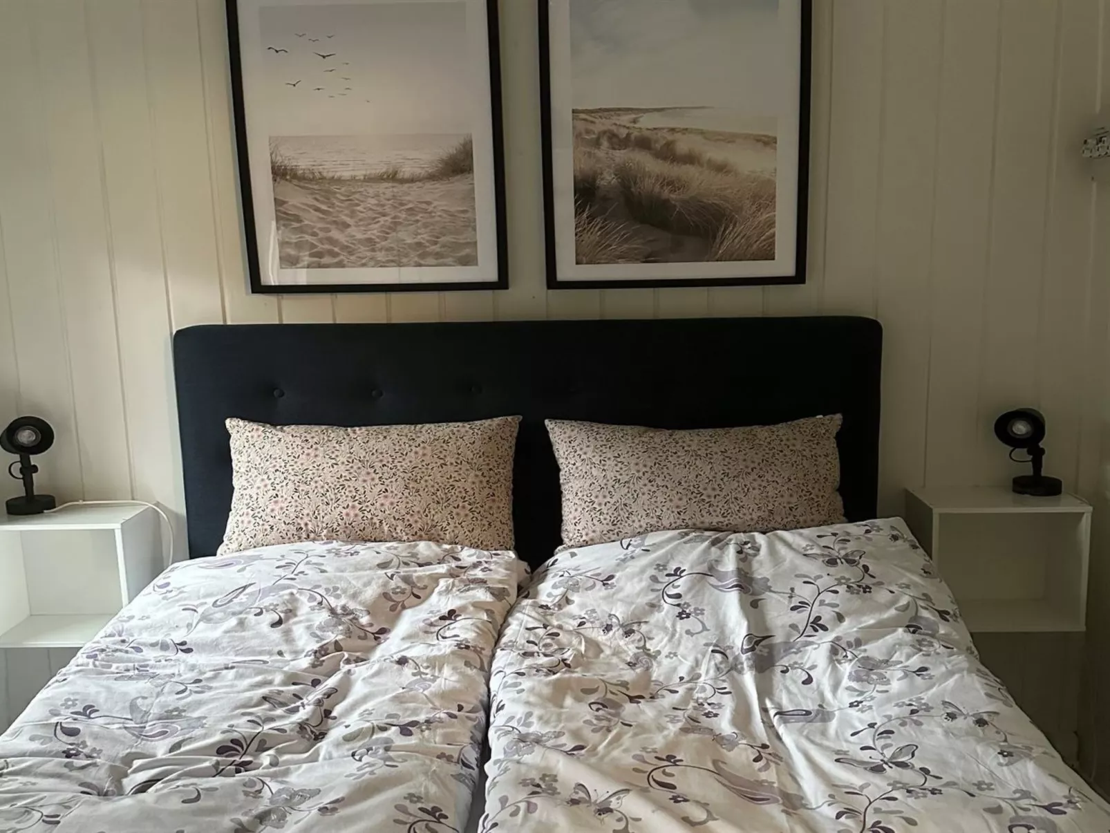 "Ally" - 250m from the sea-Inside