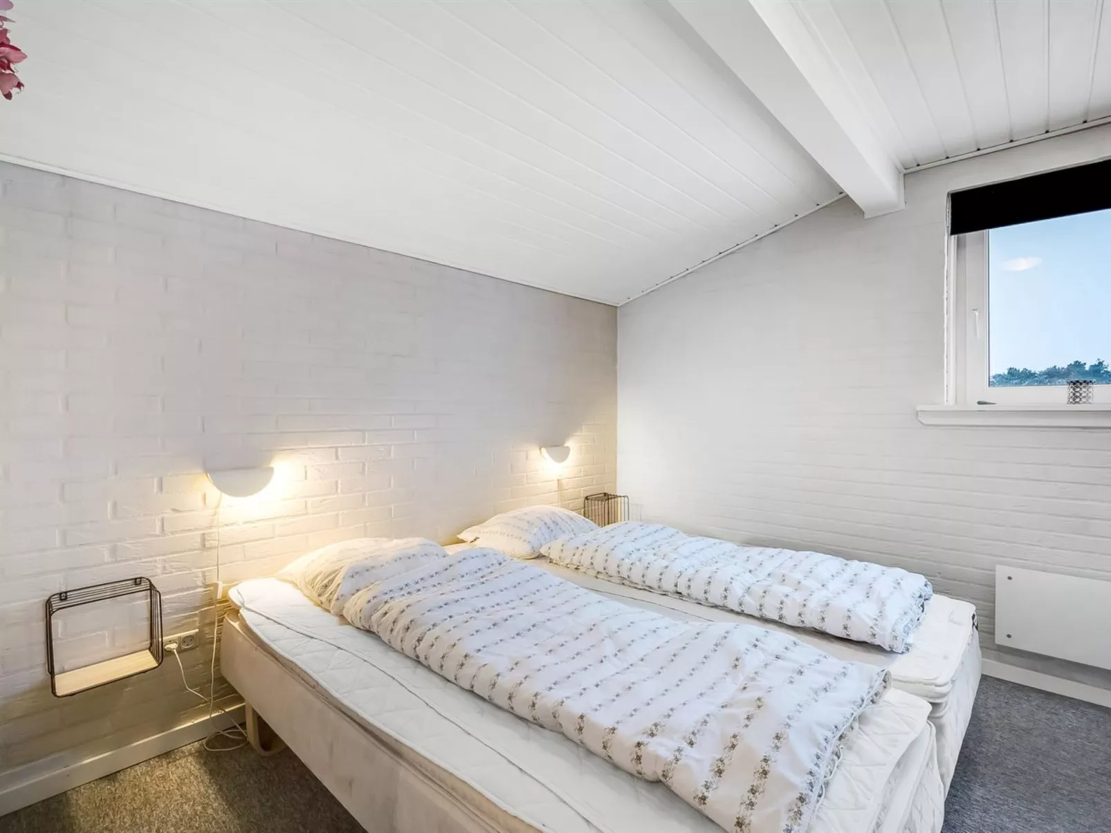 "Sissan" - 900m from the sea-Drinnen