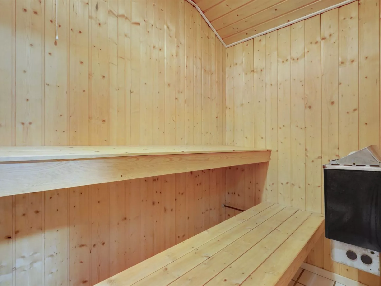 "Bruno" - 200m from the sea-Inside