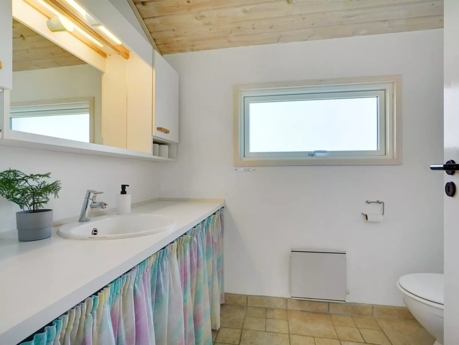 "Ordan" - 800m from the sea-Inside