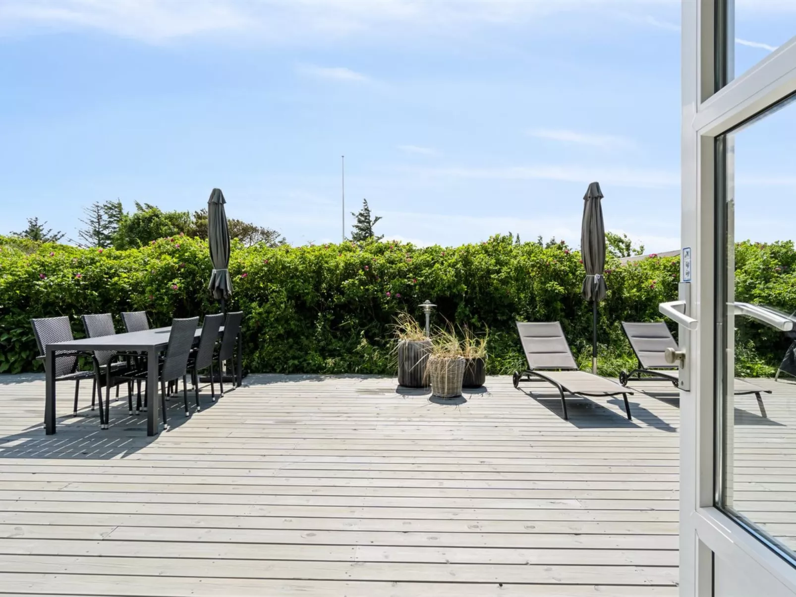 "Marli" - 700m from the sea-Draußen