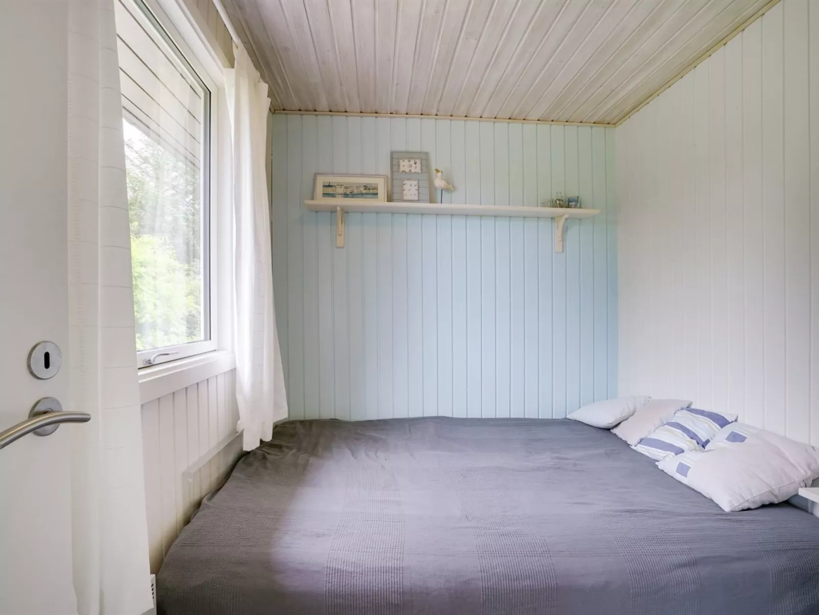 "Angantir" - 700m to the fjord-Dedans