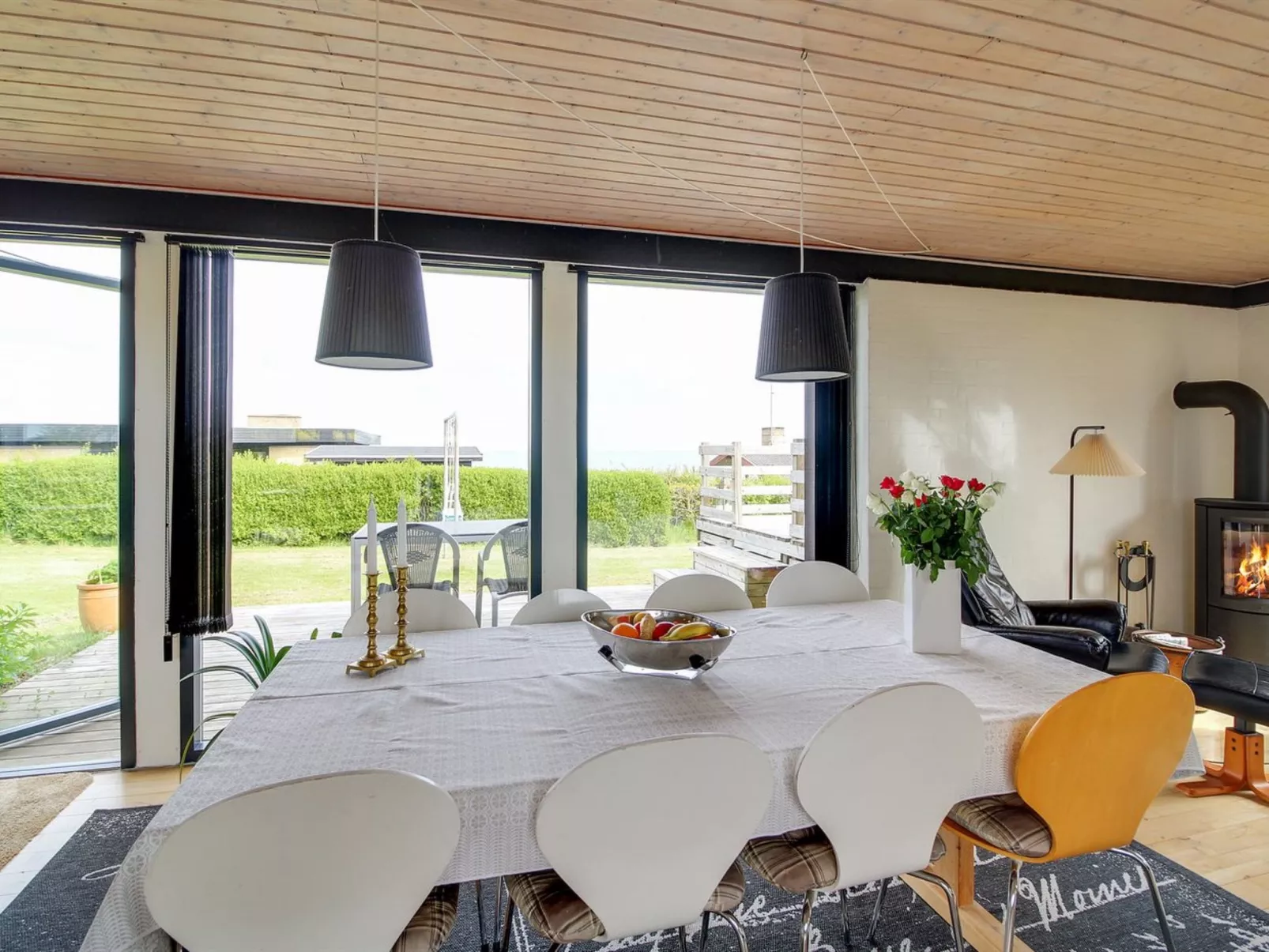 "Kiowa" - 100m from the sea-Dedans