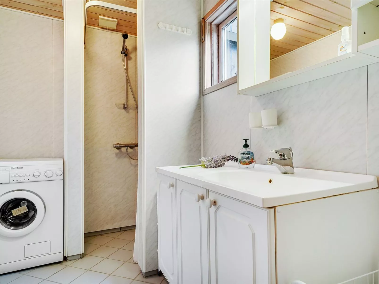 "Patrice" - 2km from the sea-Inside