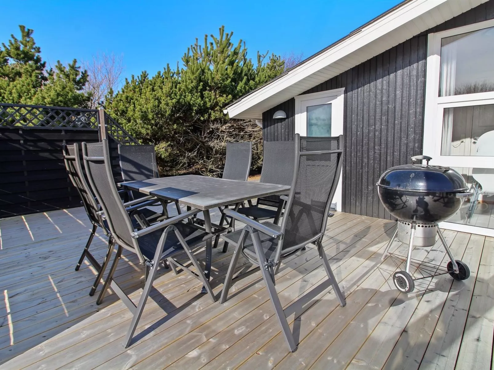 "Andine" - 1.2km from the sea-Outside