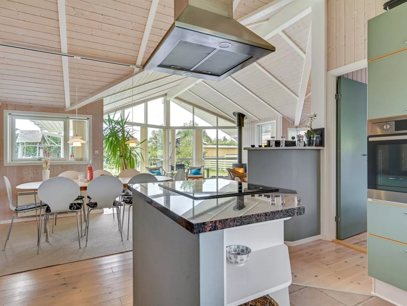 "Tashina" - 200m from the sea-Inside