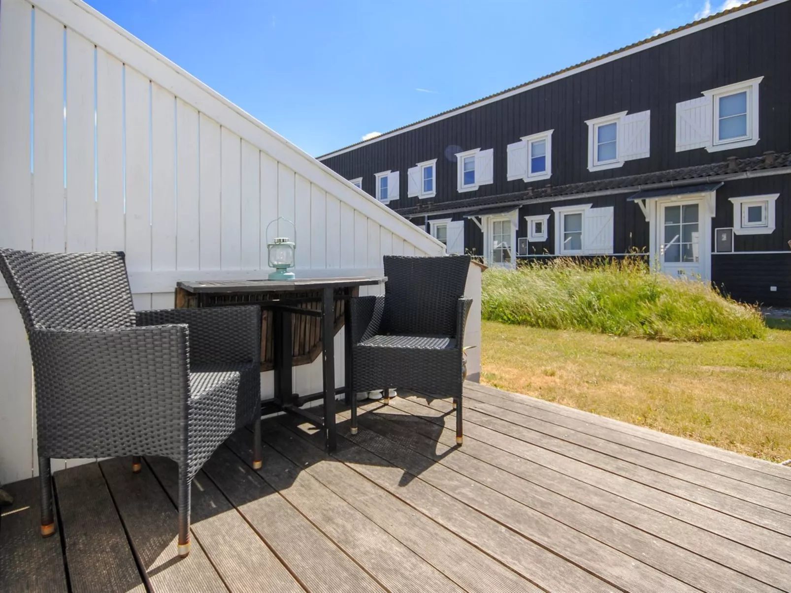 "Segot" - 100m to the fjord-Outside