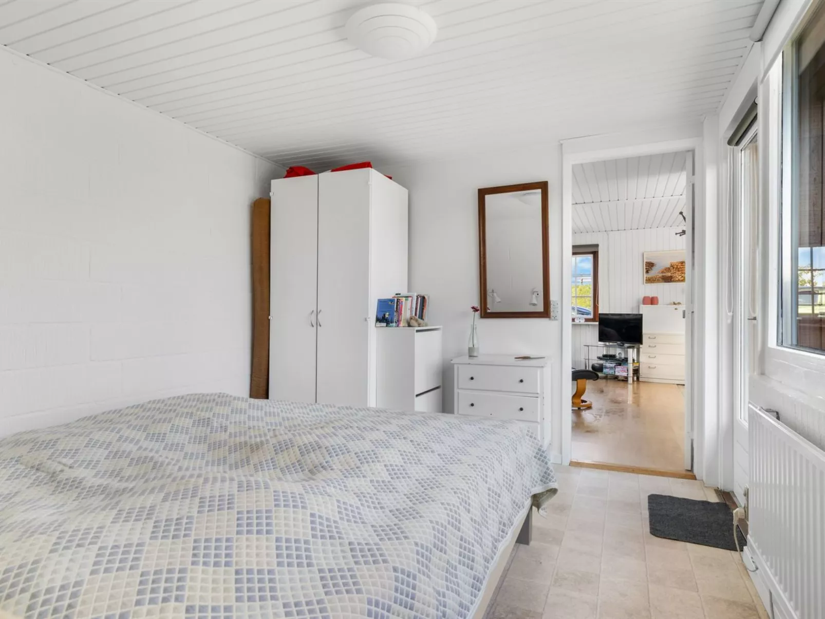 "Neea" - 40m from the sea-Drinnen