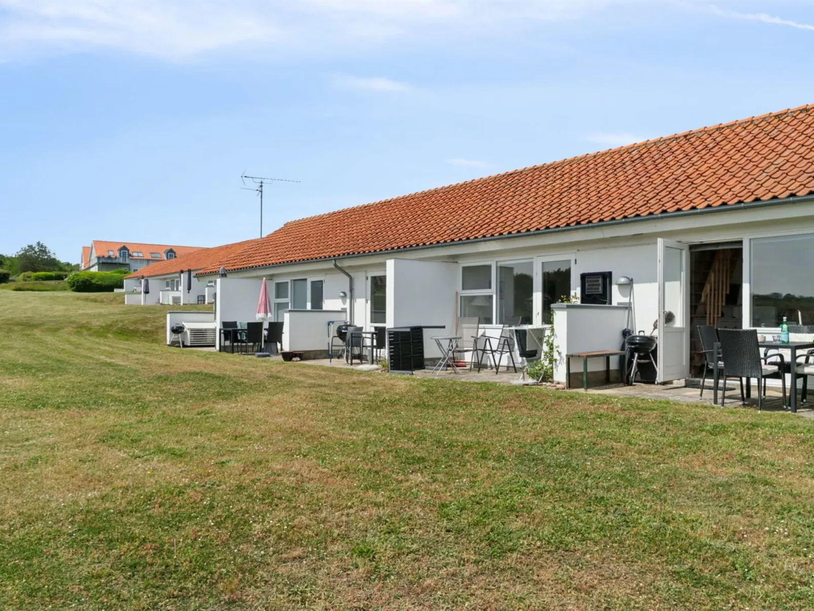 "Gunhilde" - 400m from the sea - Outside