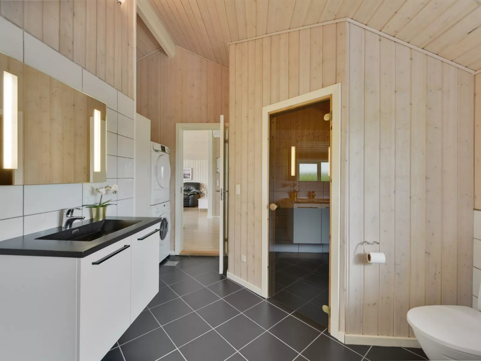 "Harth" - 700m to the fjord-Dedans