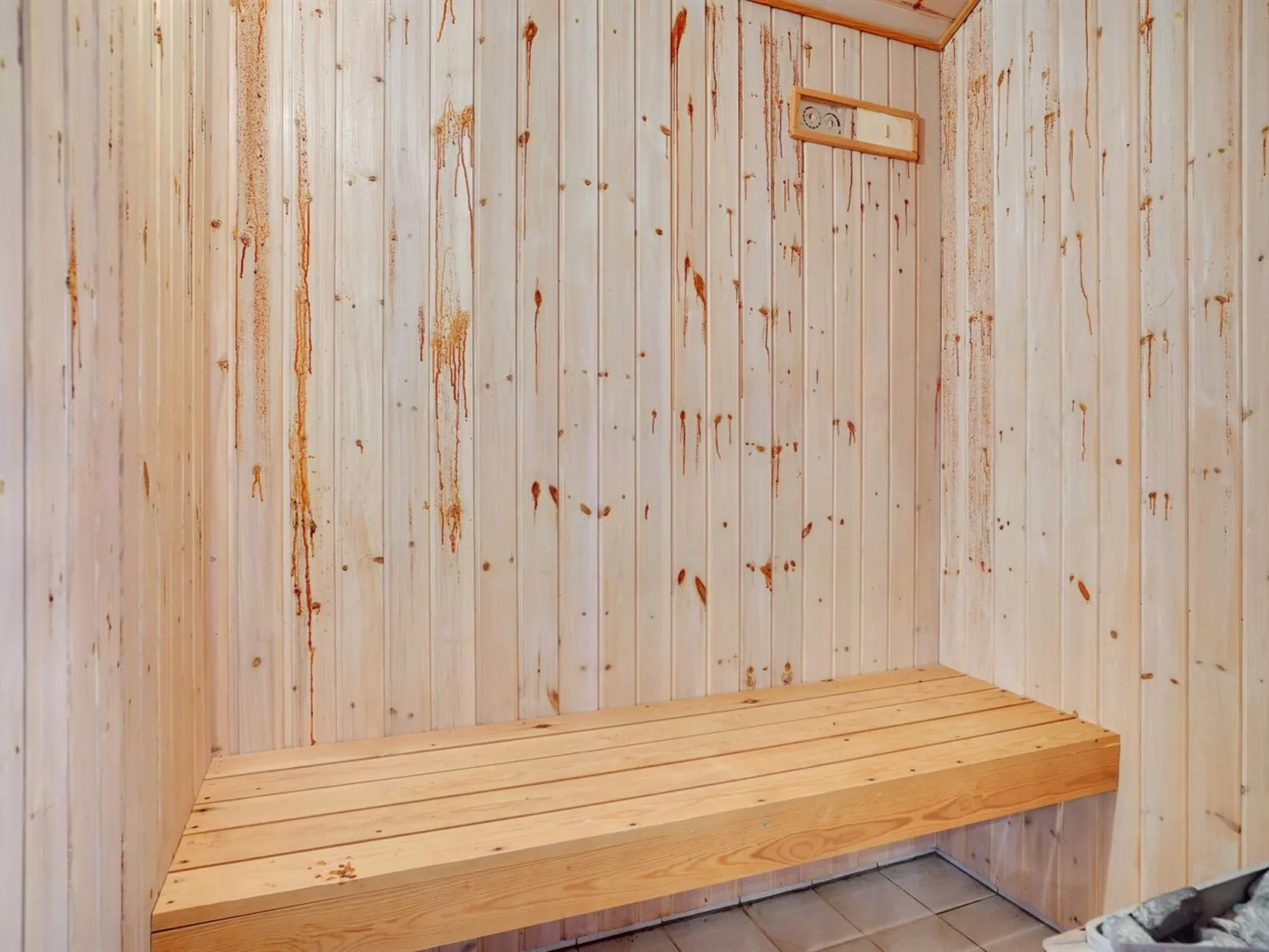 "Dunya" - 400m from the sea-Inside