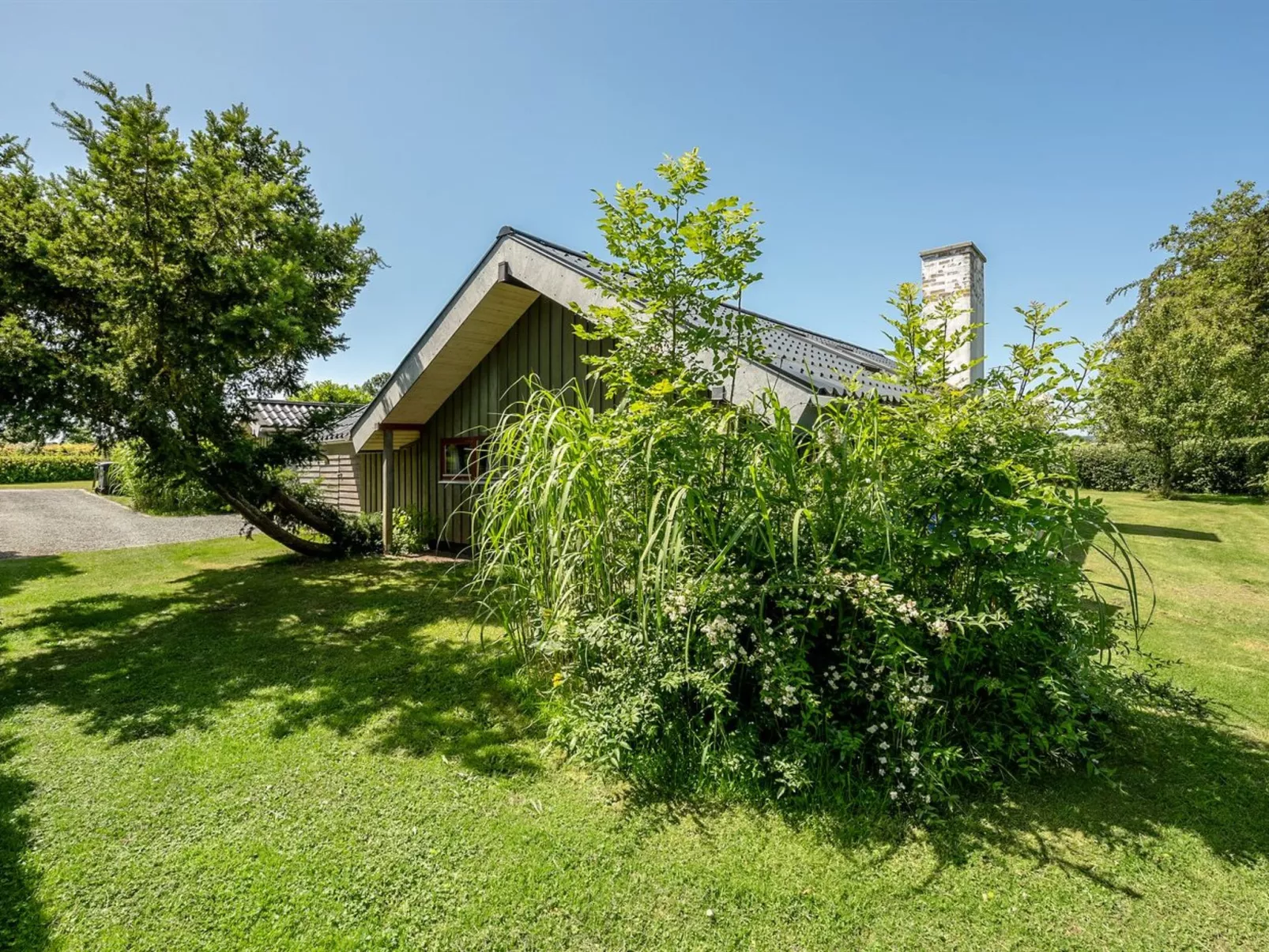 "Ofelia" - 500m to the fjord-Outside