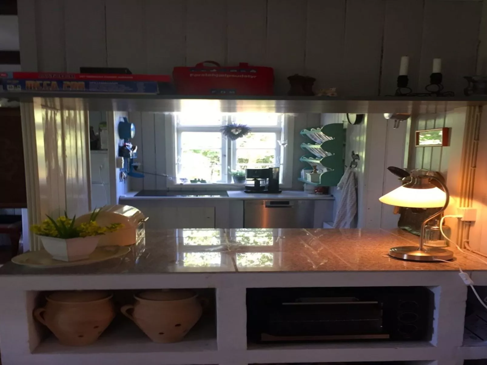 "Laurine" - 2.7km from the sea-Inside