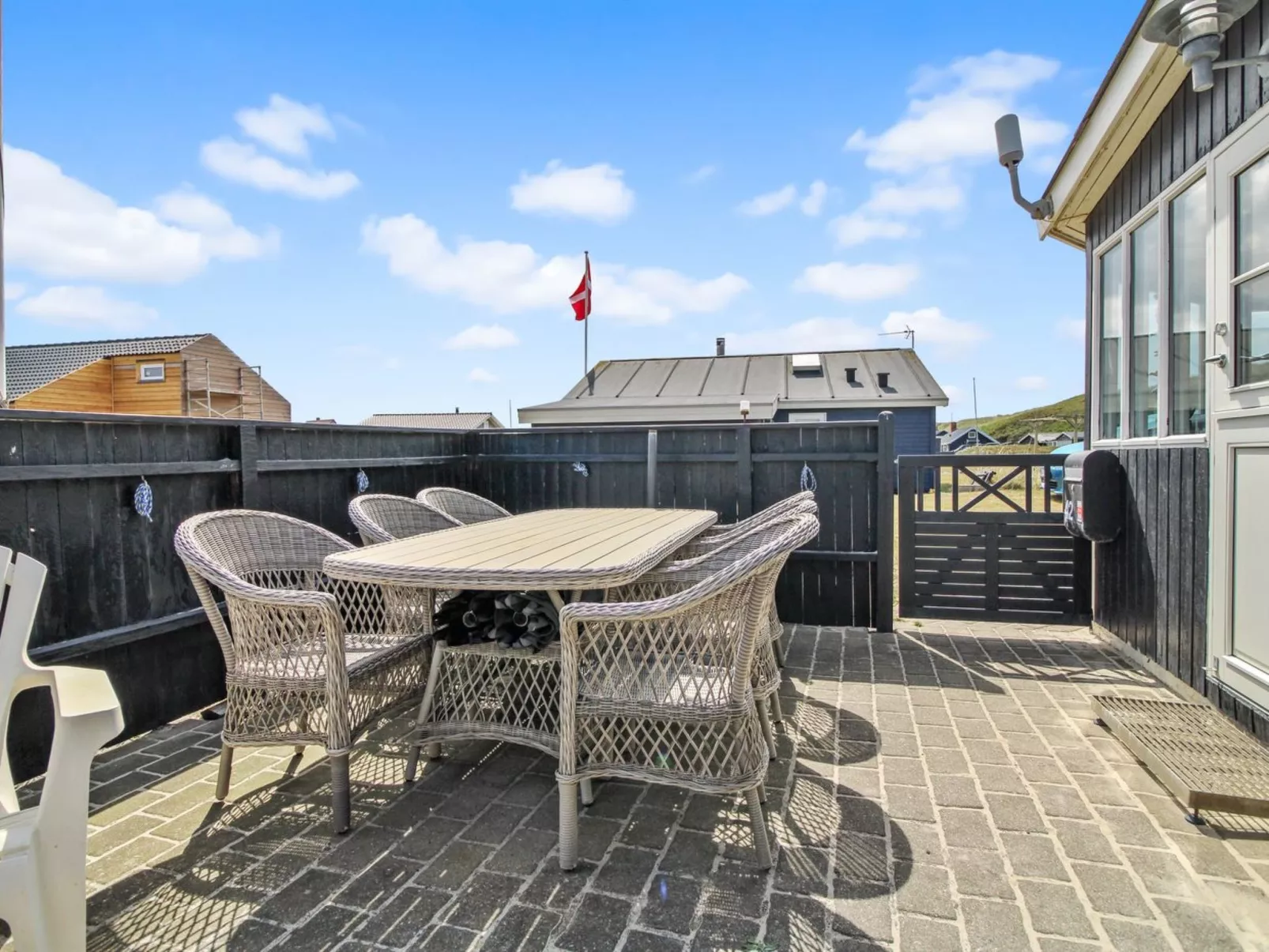 "Jorie" - 100m from the sea-Outside