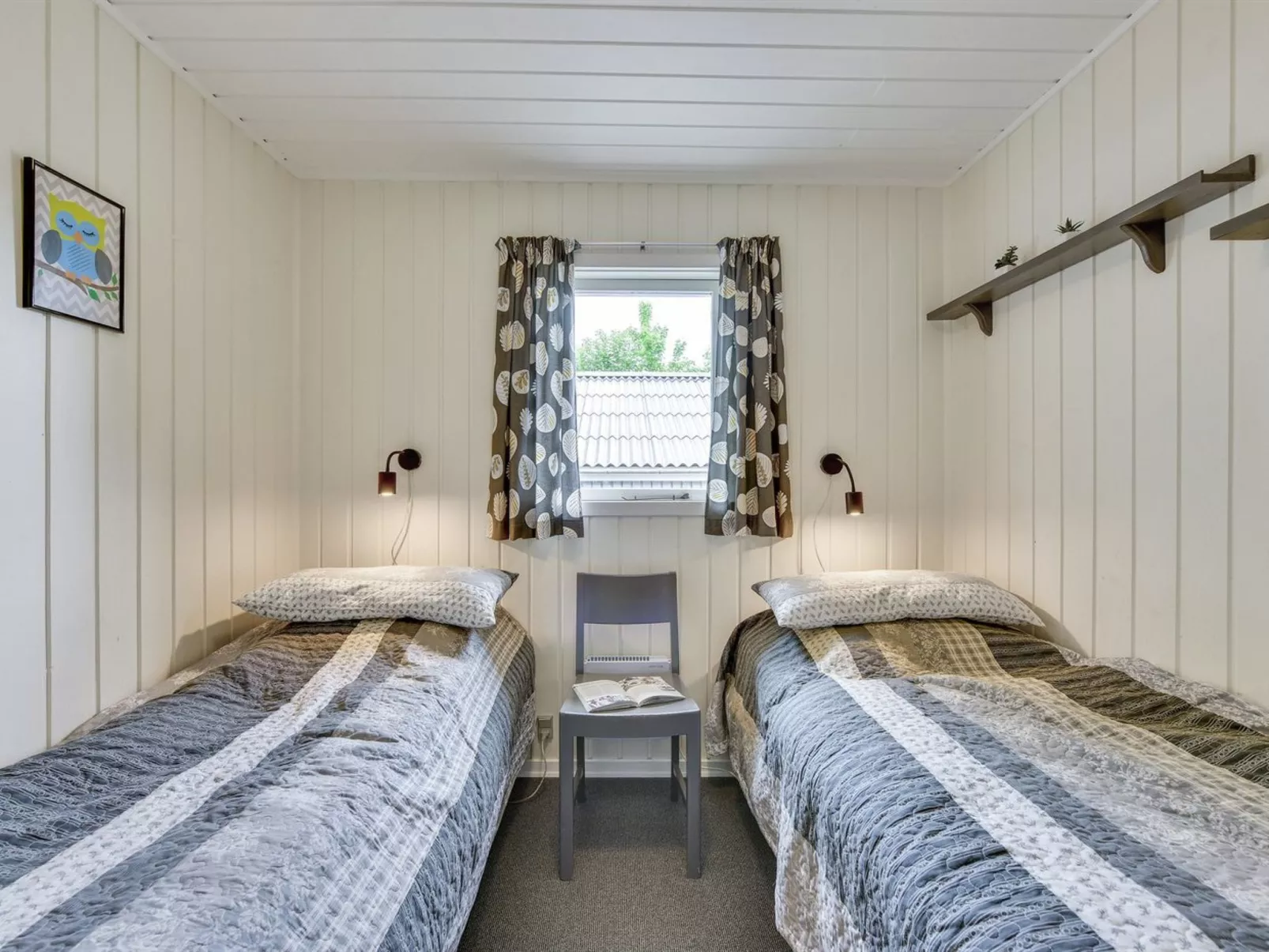 "Elizabeth" - 400m to the fjord-Inside