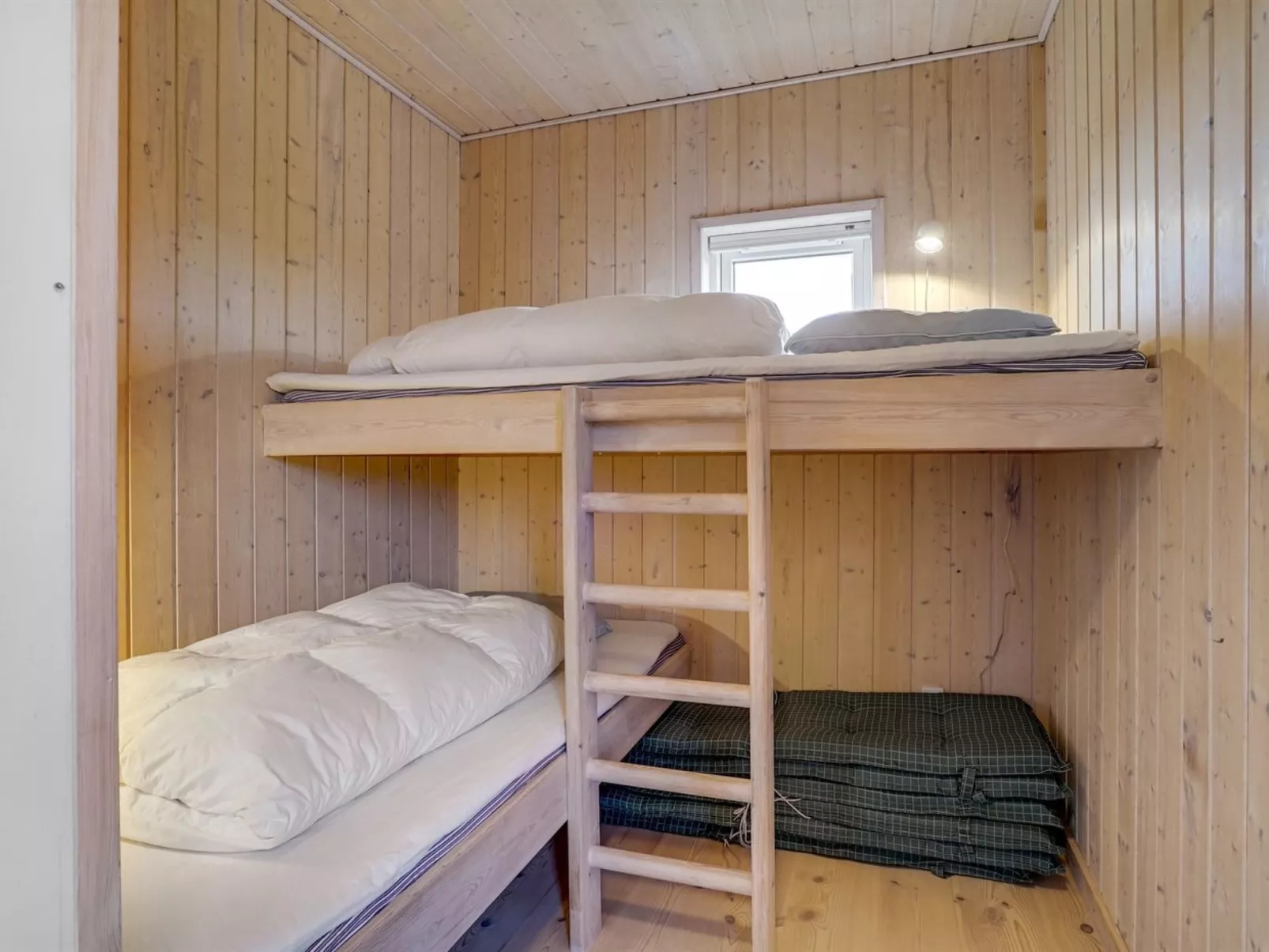 "Josten" - 500m from the sea-Inside