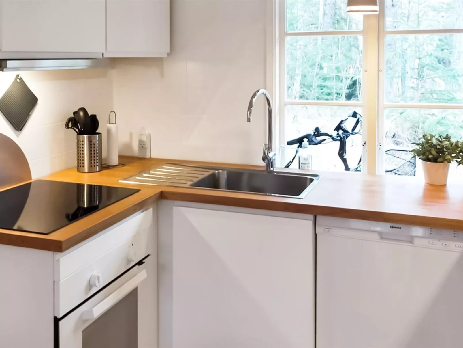 "Selvi" - 125m from the sea-Drinnen