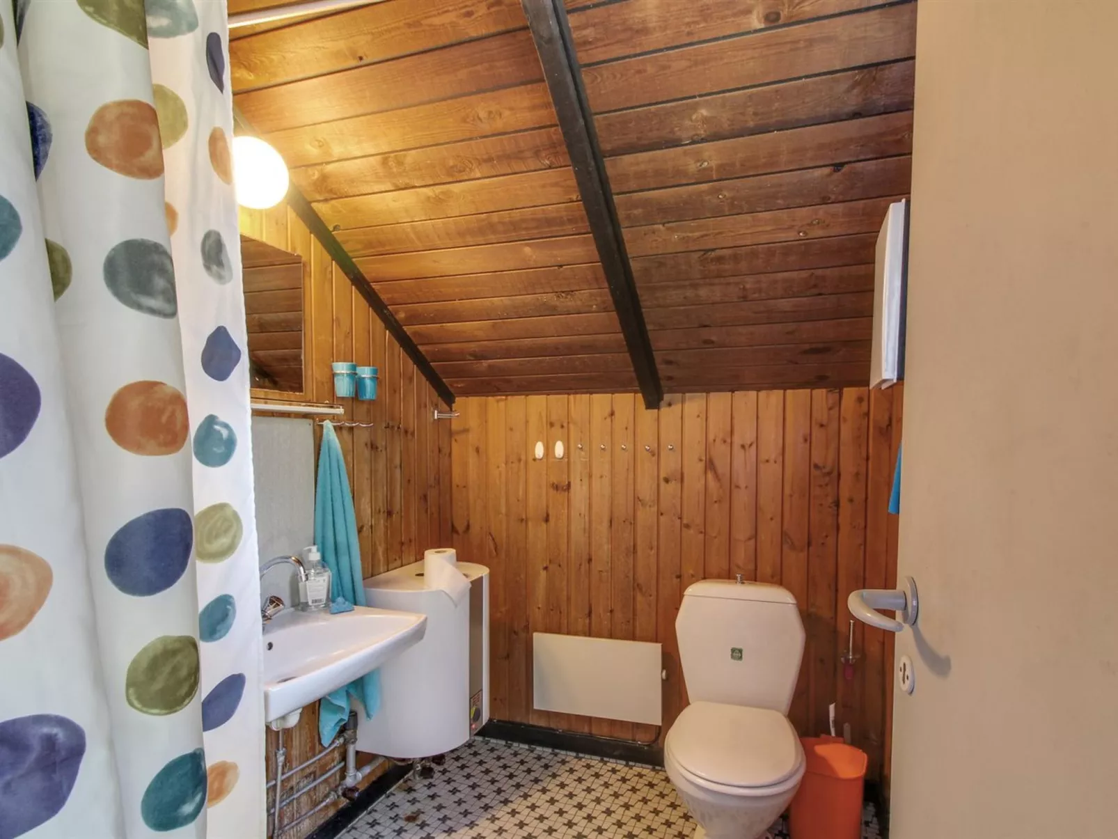 "Ernst" - 700m from the sea-Dedans