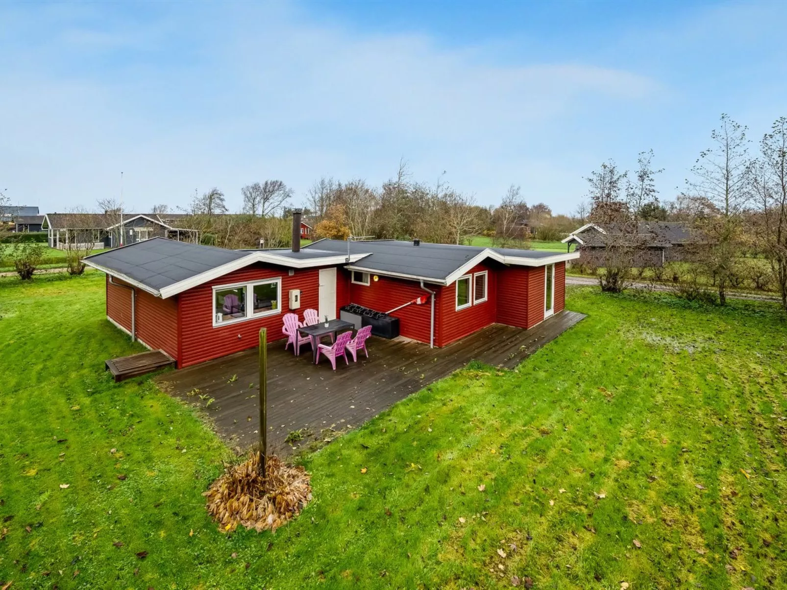 "Scarlet" - 400m to the fjord-Dehors