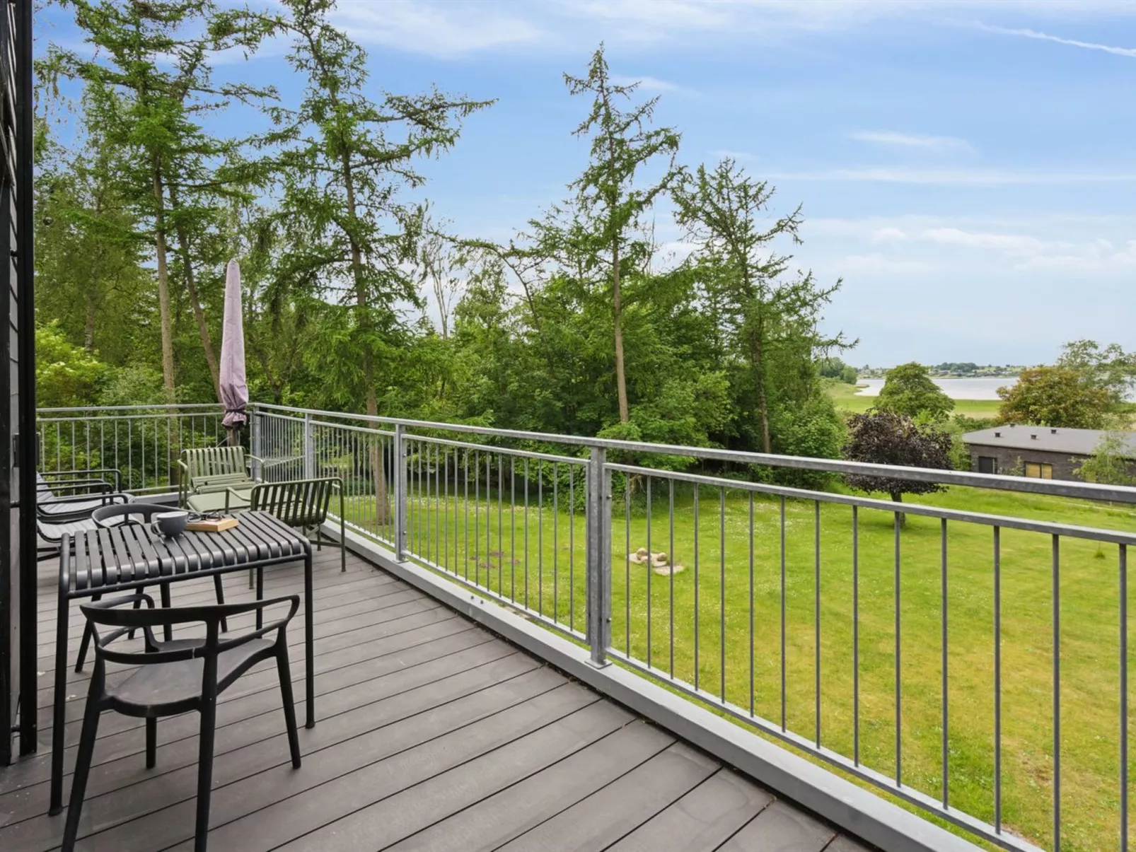 "Harka" - 100m to the fjord-Dehors