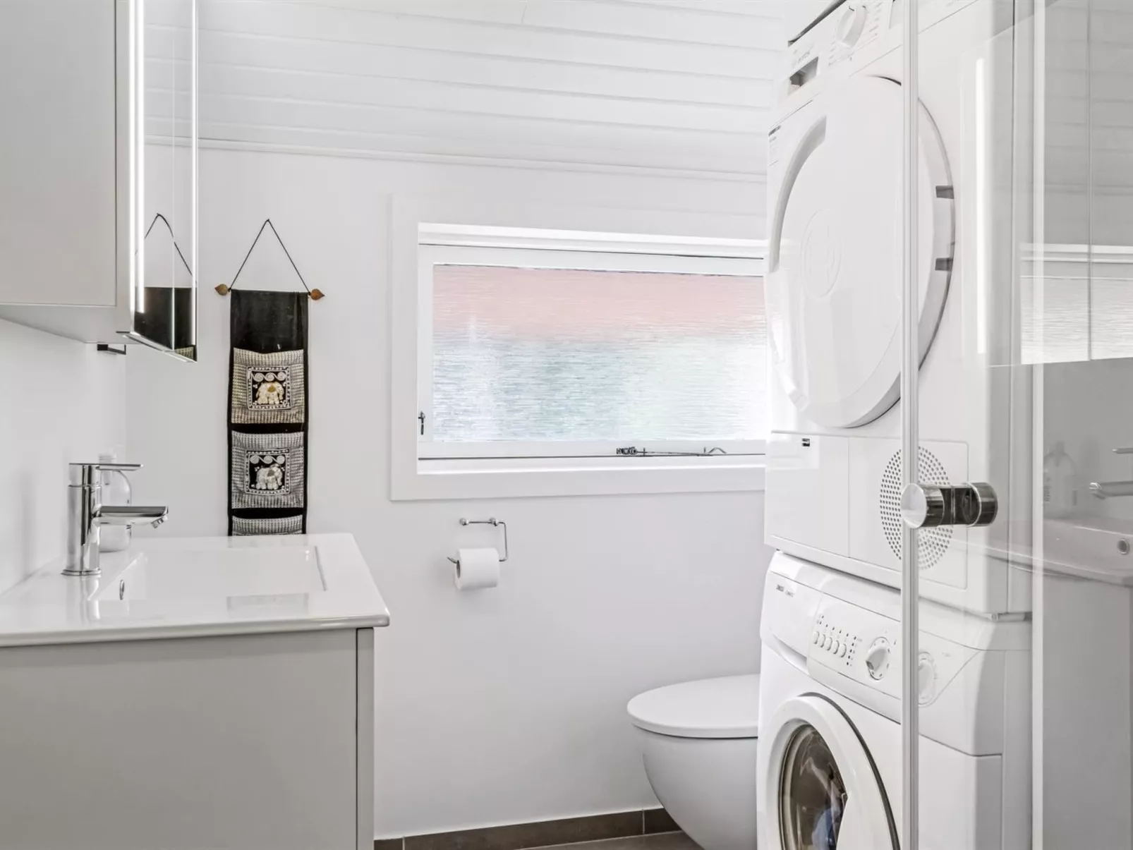 "Carlene" - 25km from the sea-Dedans