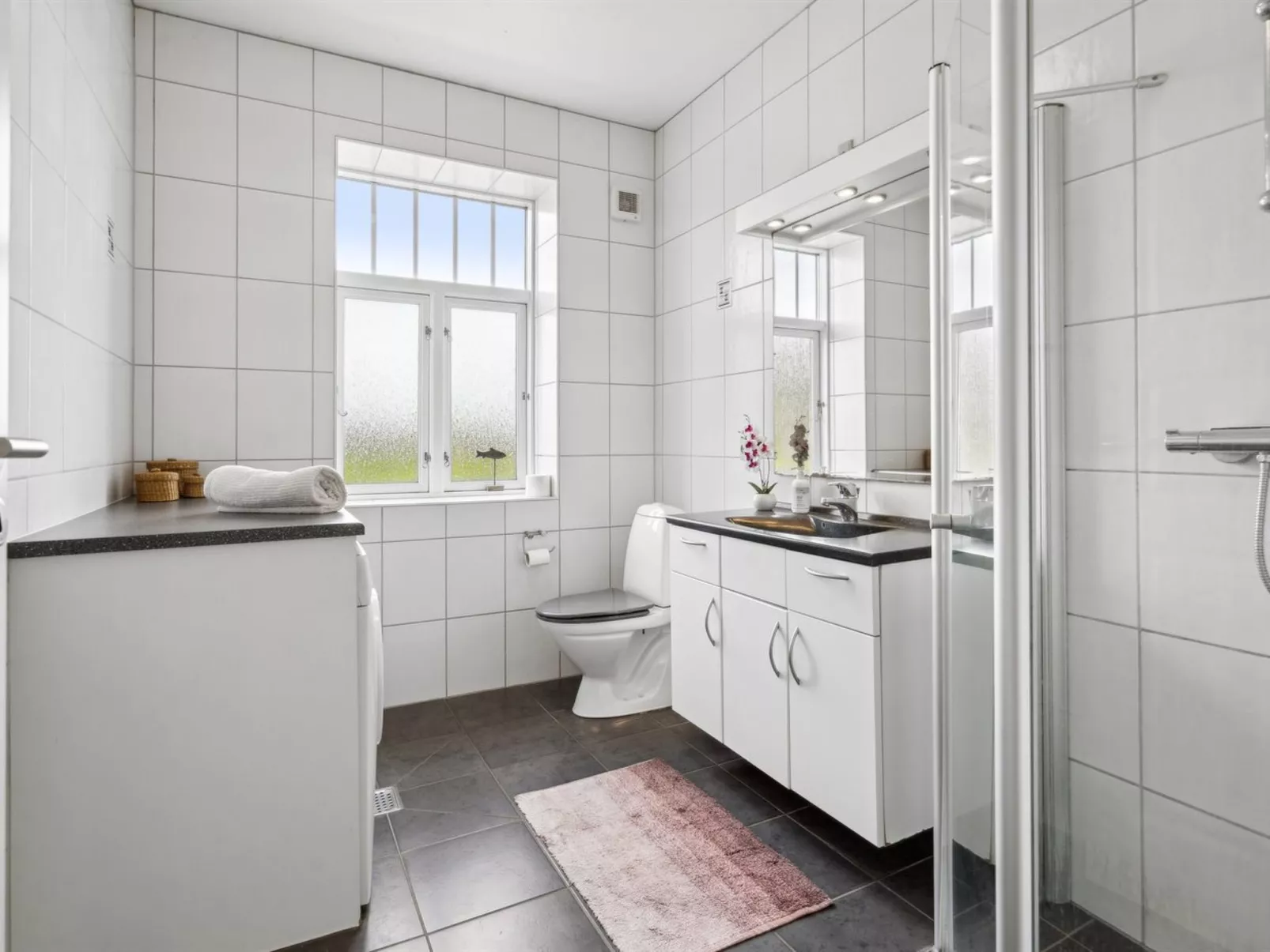 "Adine" - 13km from the sea-Inside