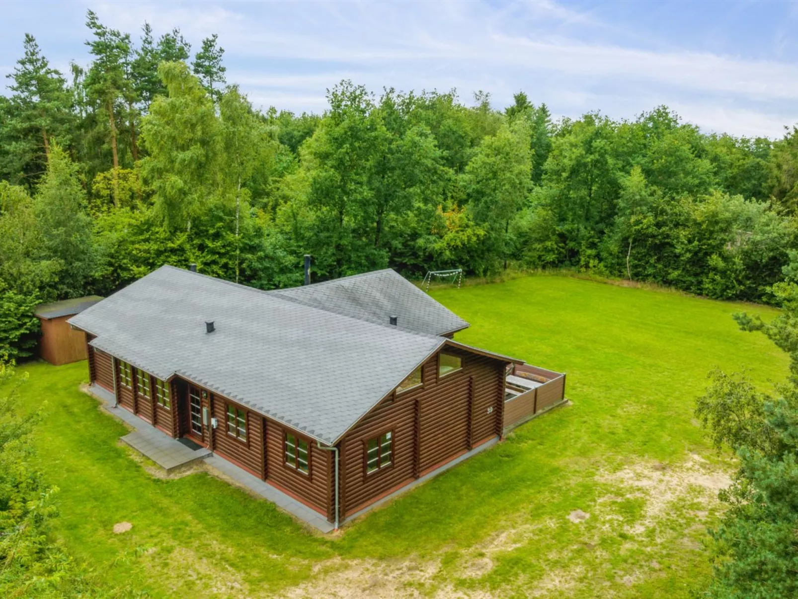 "Frederica" - 30km from the sea-Draußen