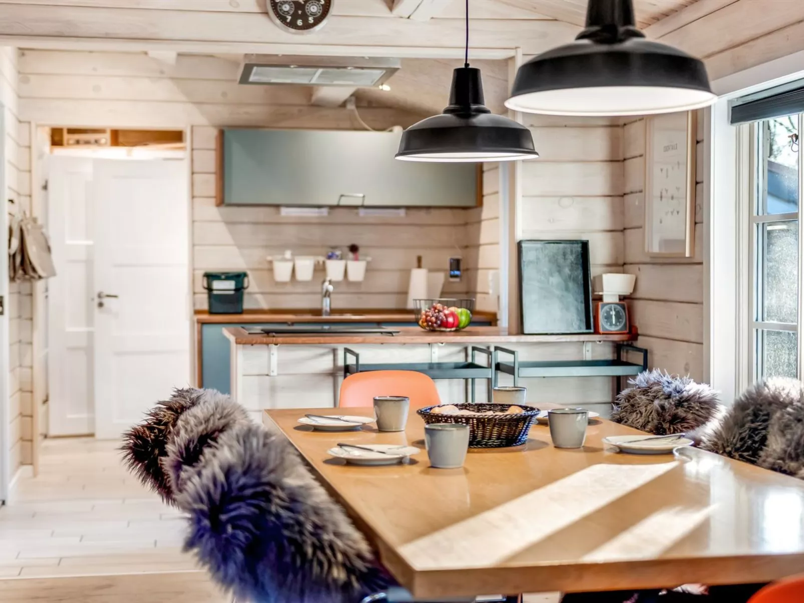 "Eckhart" - 30km from the sea-Inside