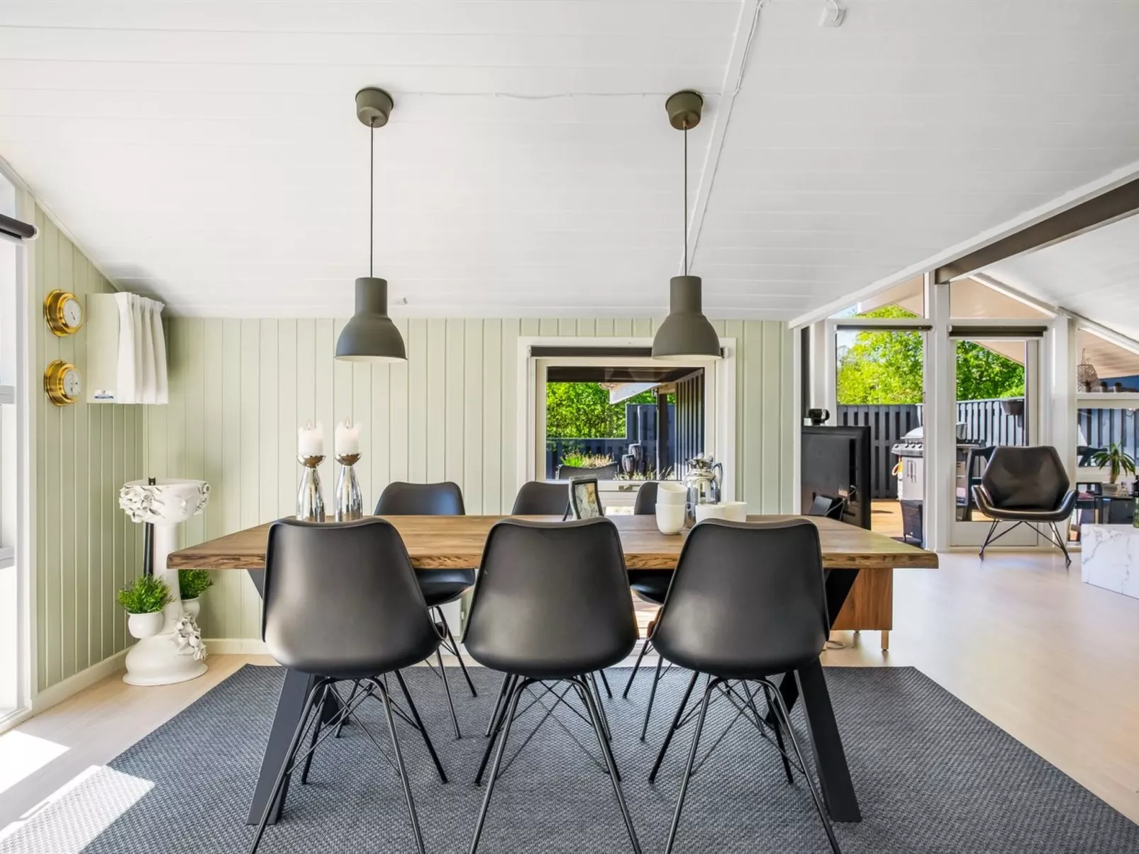 "Bryti" - 500m from the sea-Inside