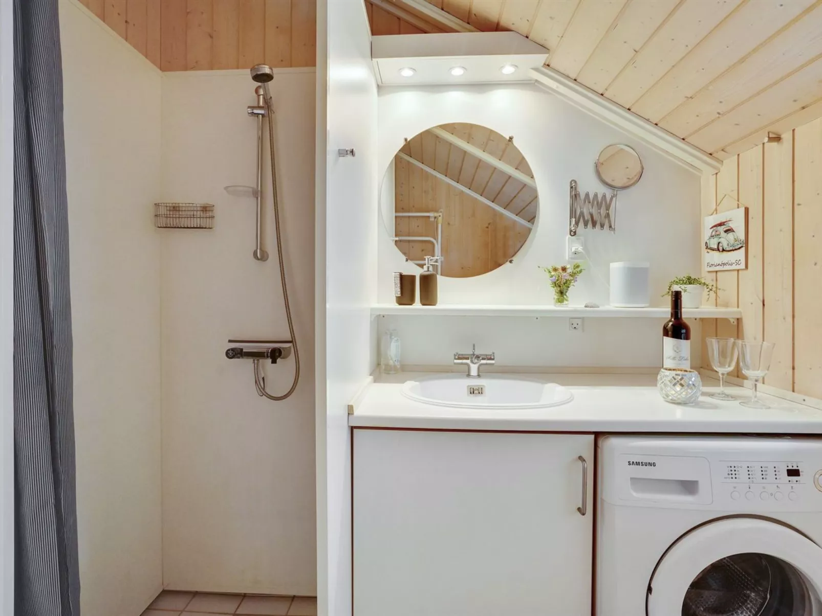 "Varpu" - 1.6km from the sea-Drinnen