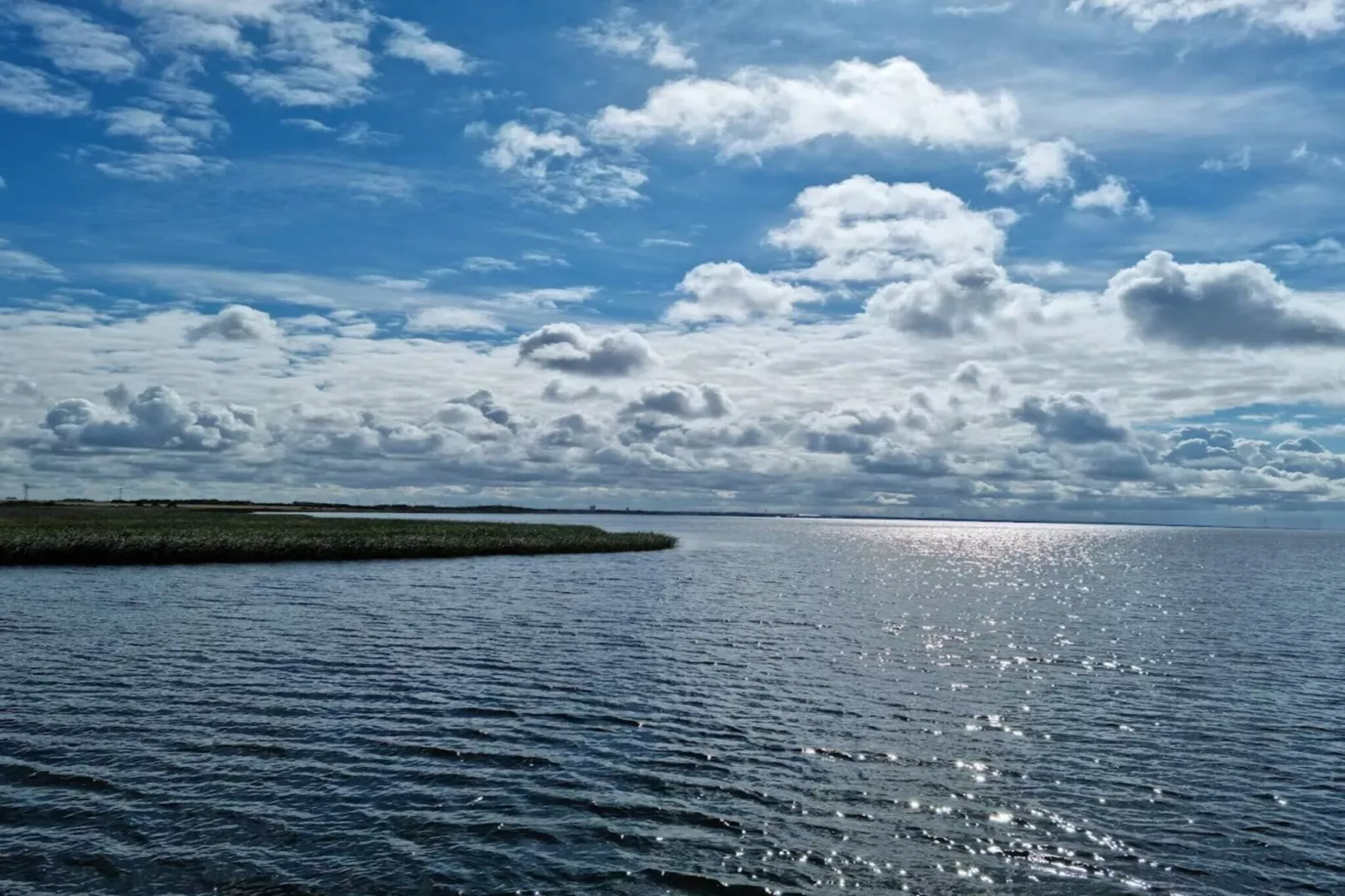 Maison de vacances pour 4 a Ringkøbing-By Traum-Vue sur l'eau